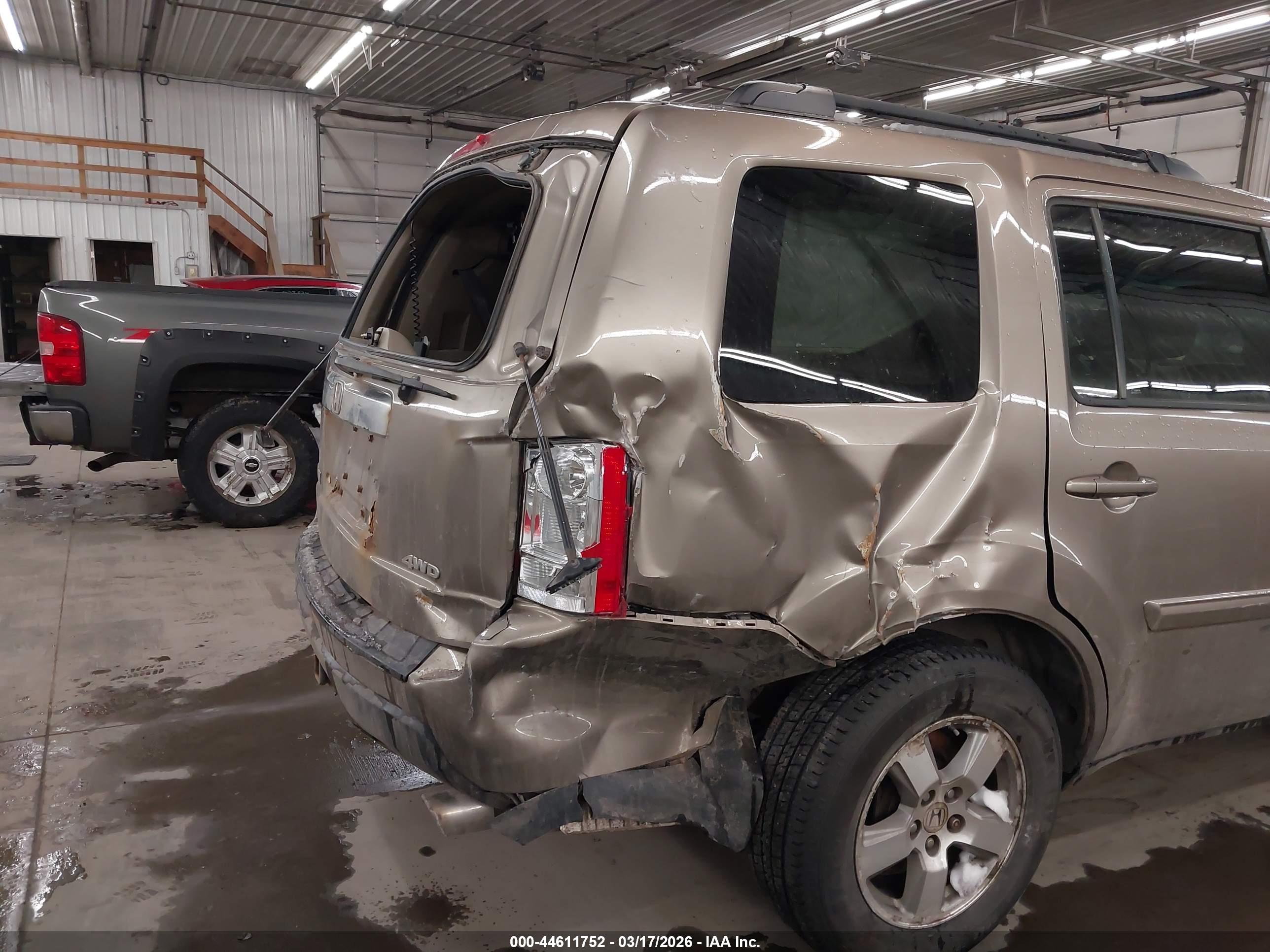 HONDA PILOT image 6
