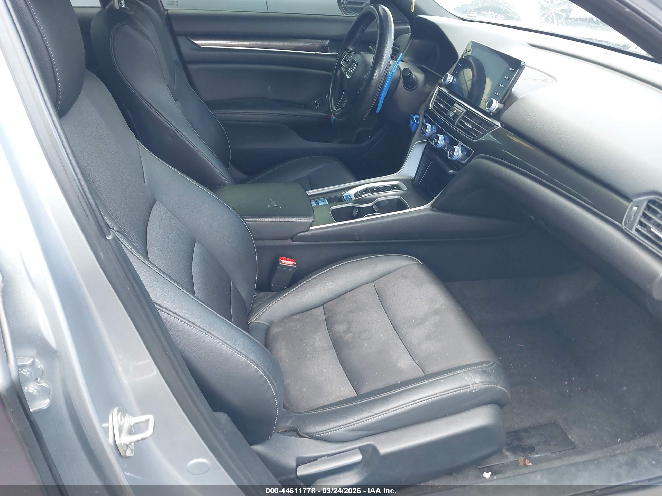 HONDA ACCORD image 5