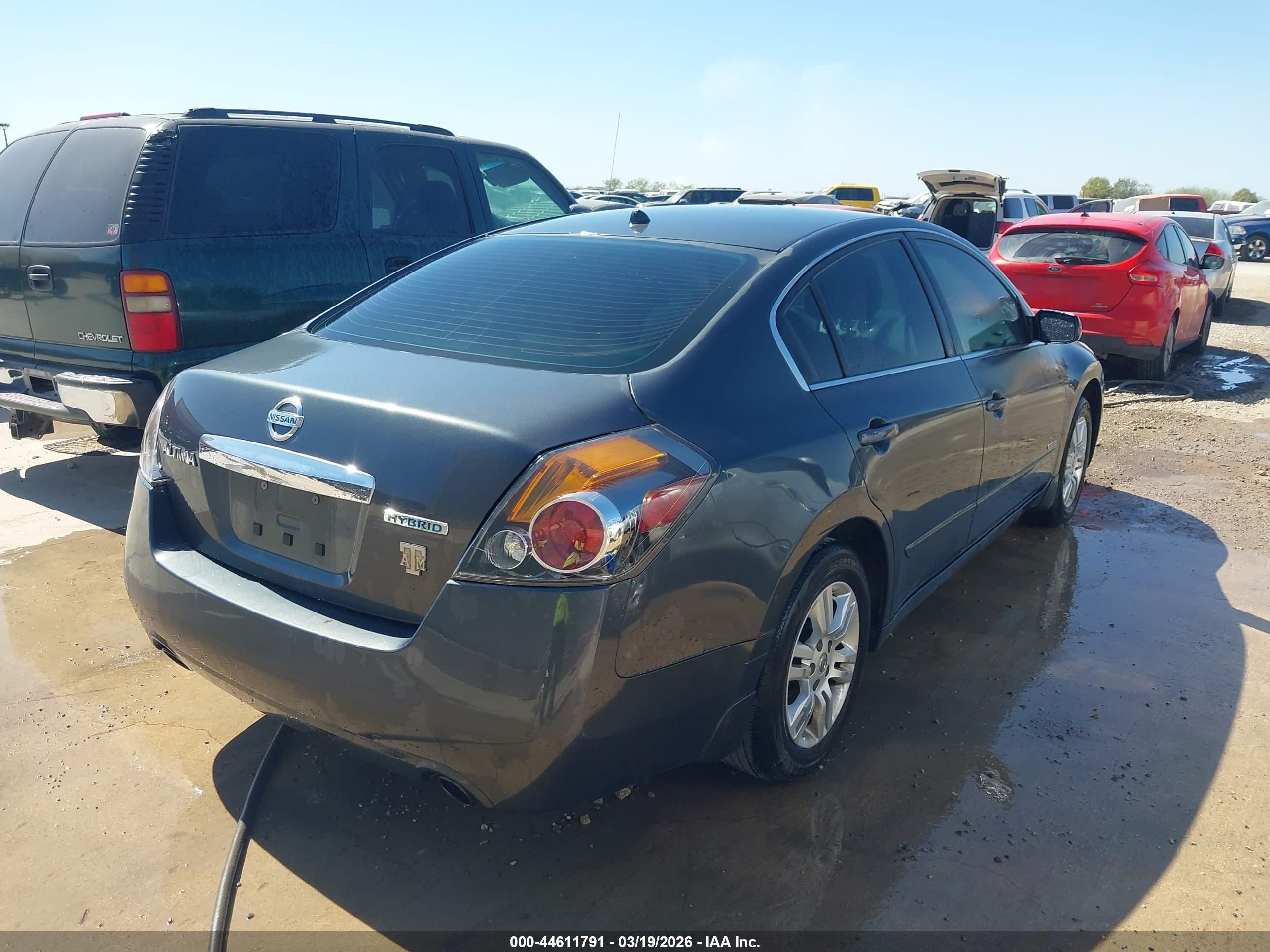NISSAN ALTIMA image 4