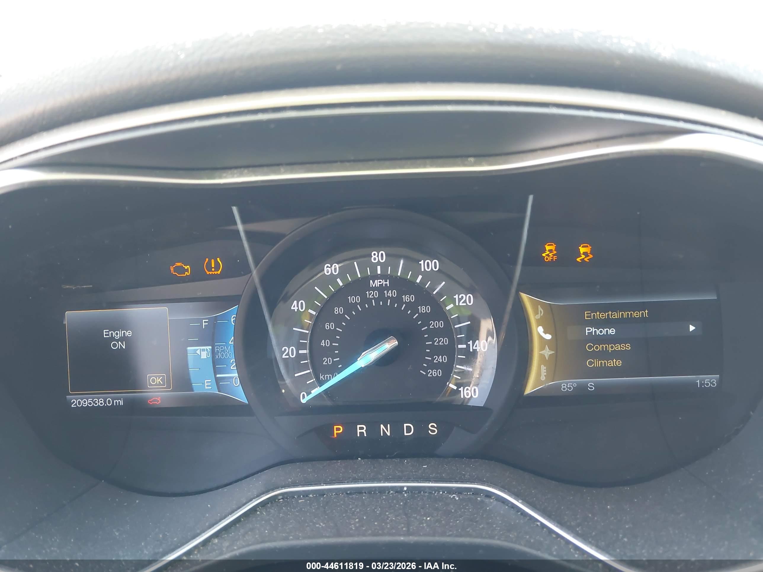FORD FUSION image 7