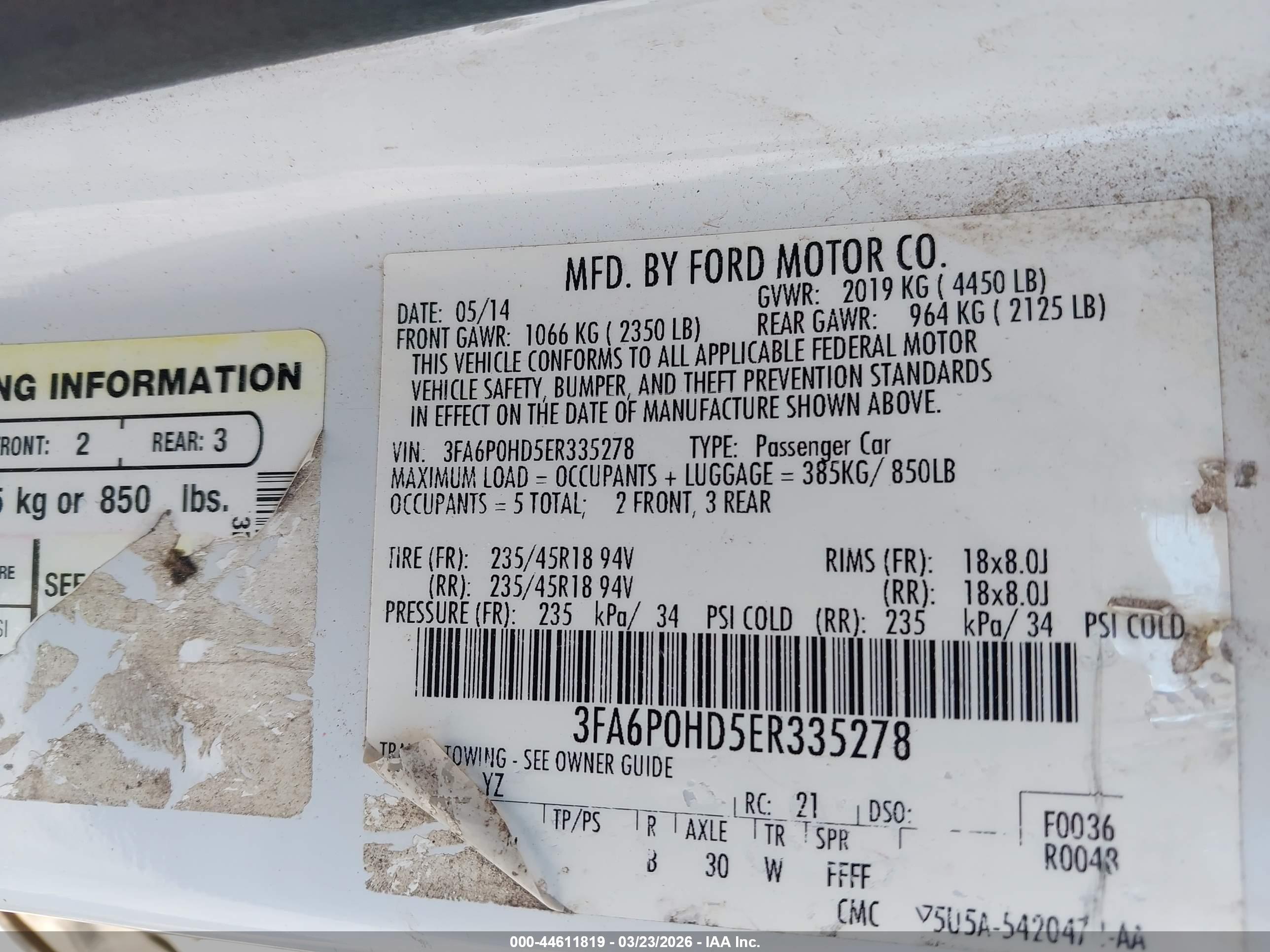 FORD FUSION image 9