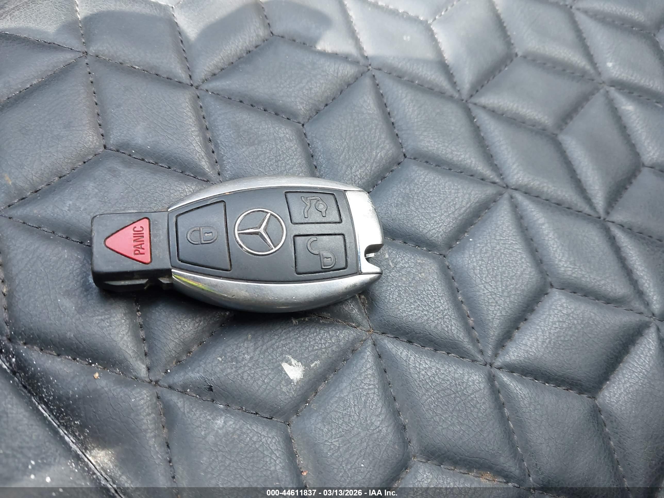 MERCEDES-BENZ C image 11