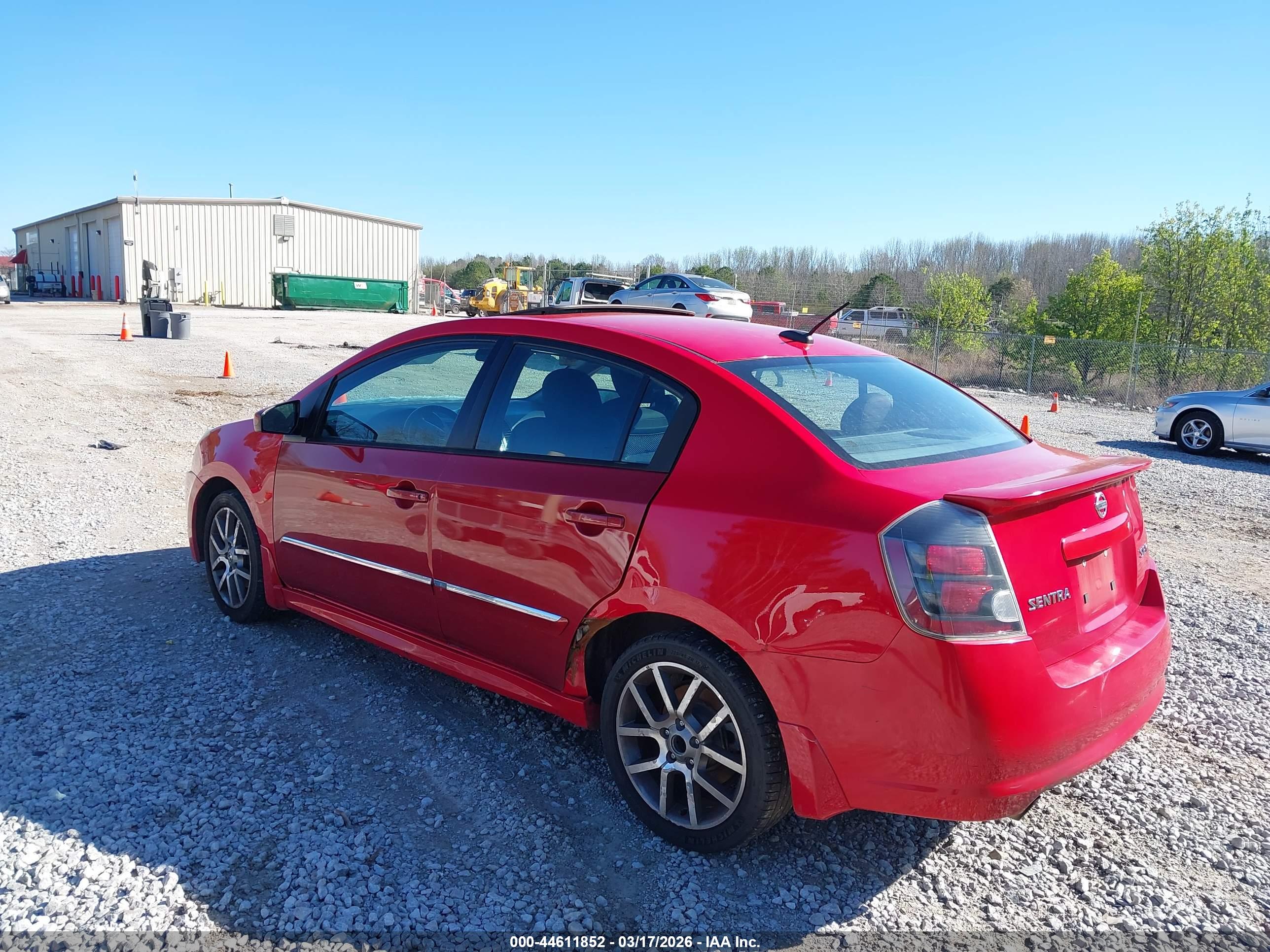 NISSAN SENTRA image 3