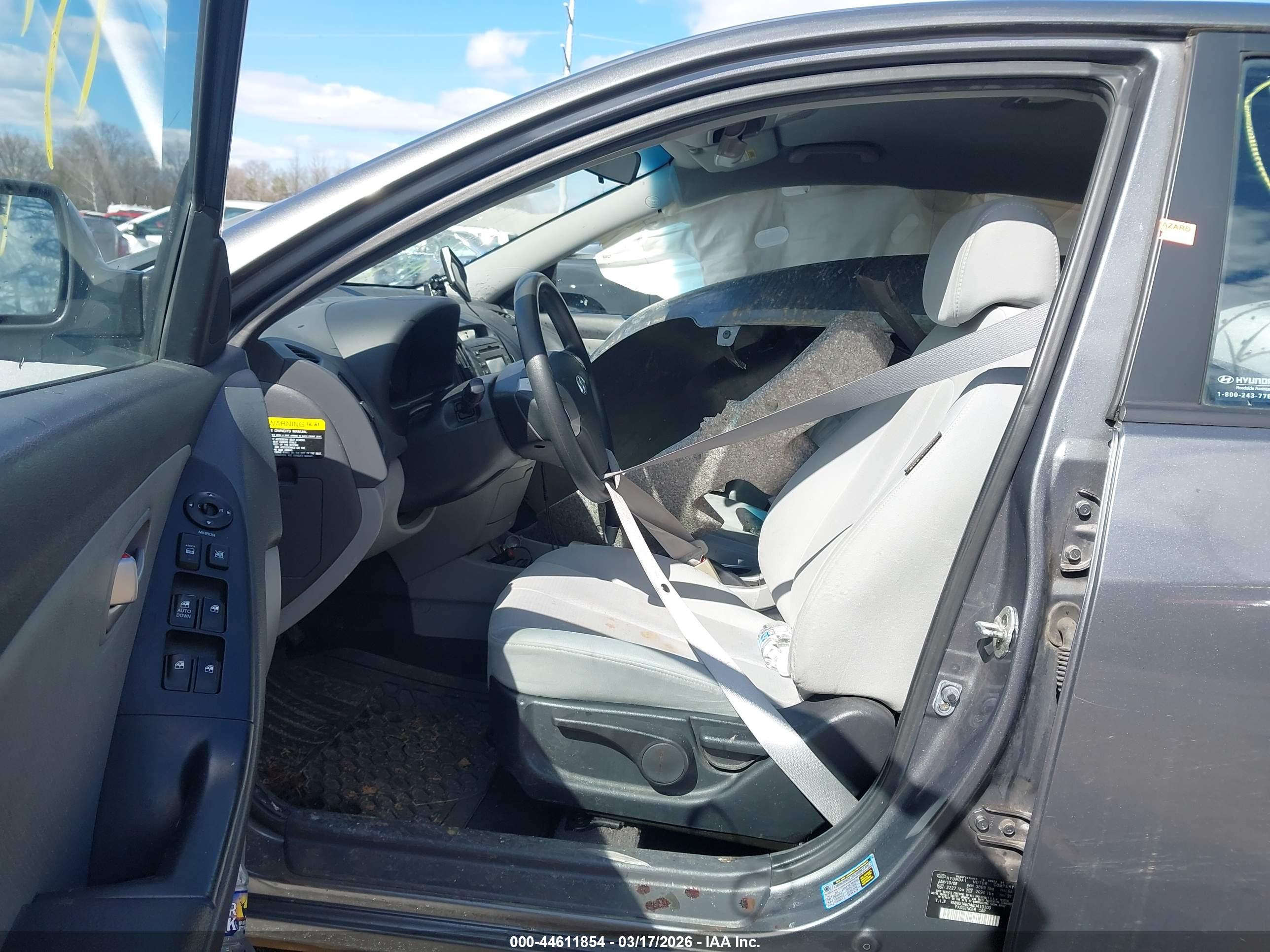HYUNDAI ELANTRA image 5