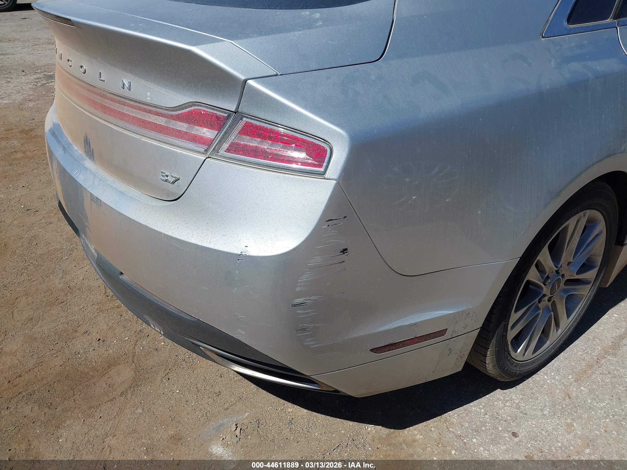 LINCOLN MKZ image 6