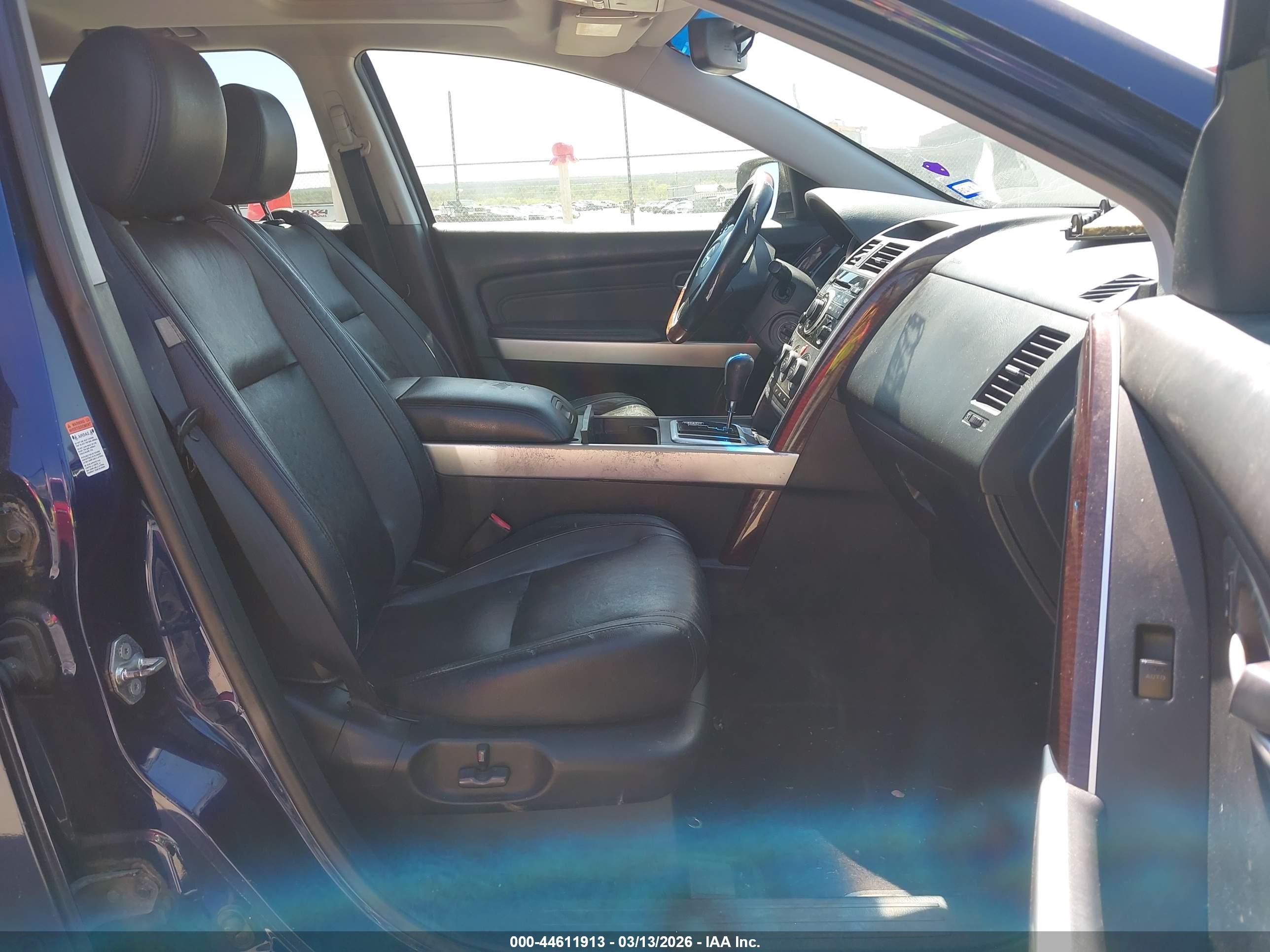 MAZDA CX-9 image 5