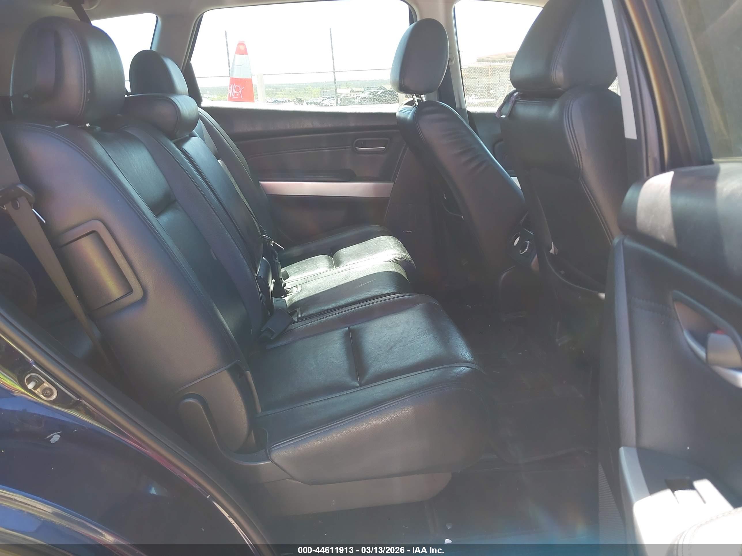 MAZDA CX-9 image 8