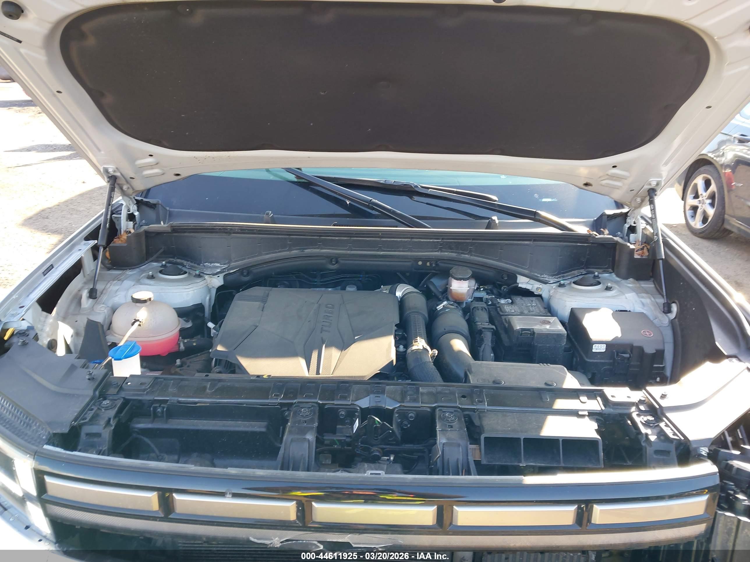 HYUNDAI SANTA image 10