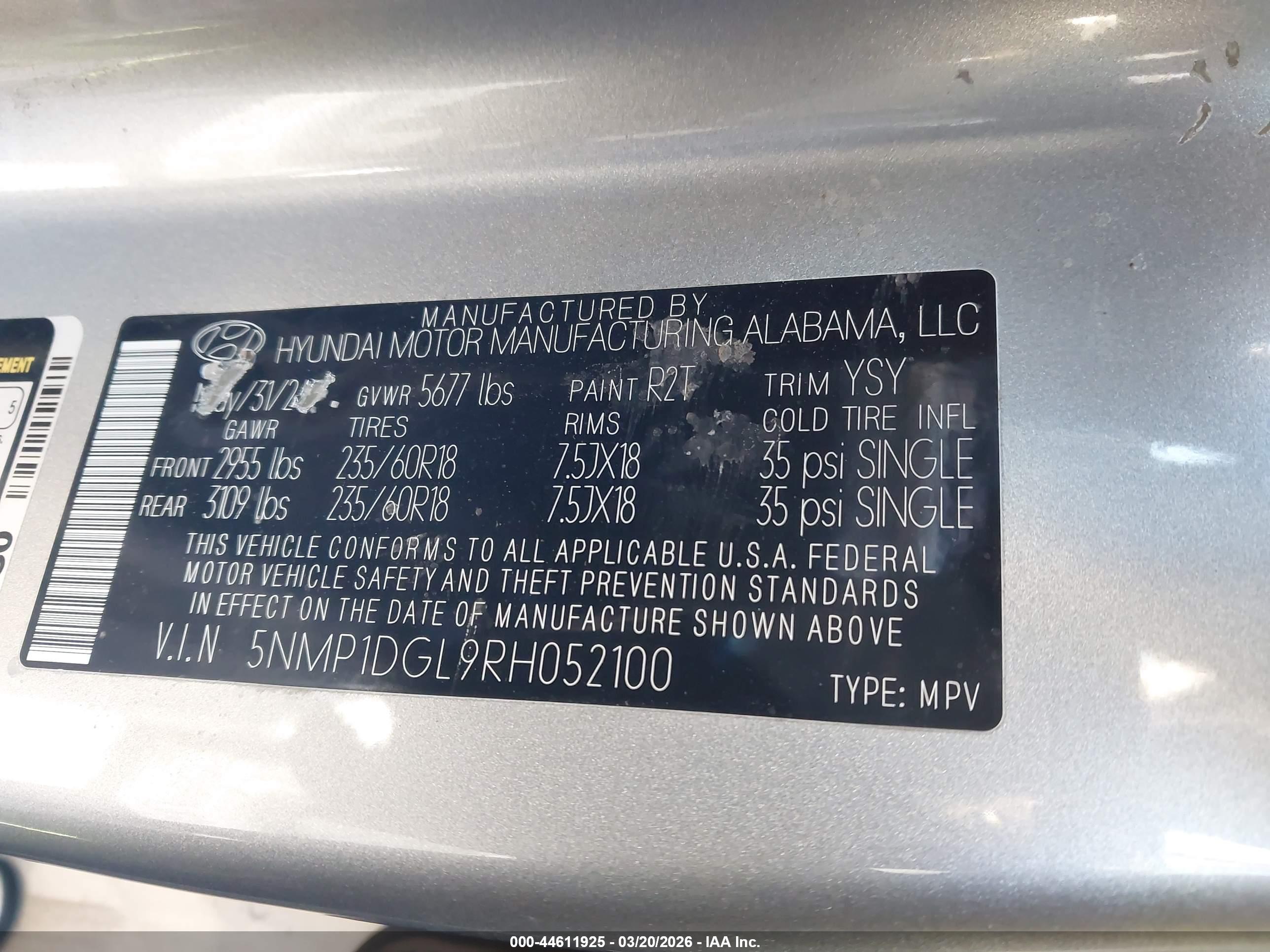 HYUNDAI SANTA image 9