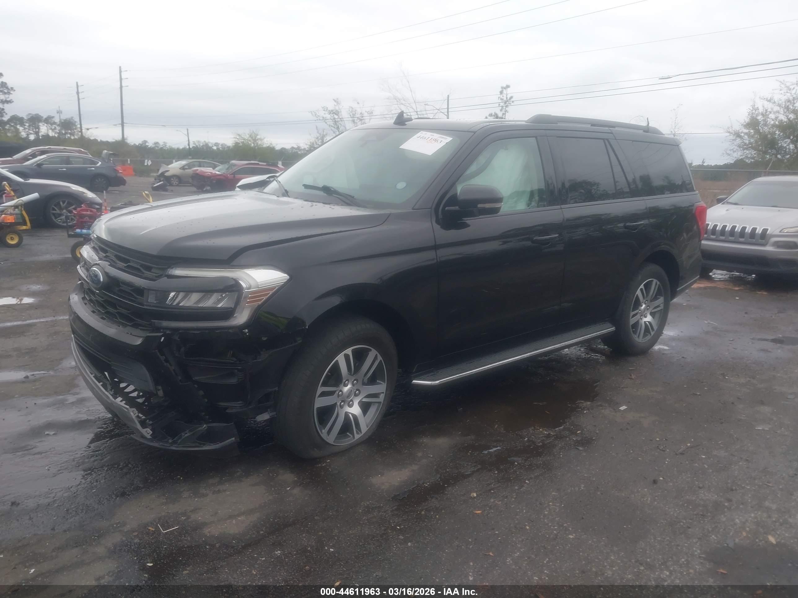 FORD EXPEDITION image 2