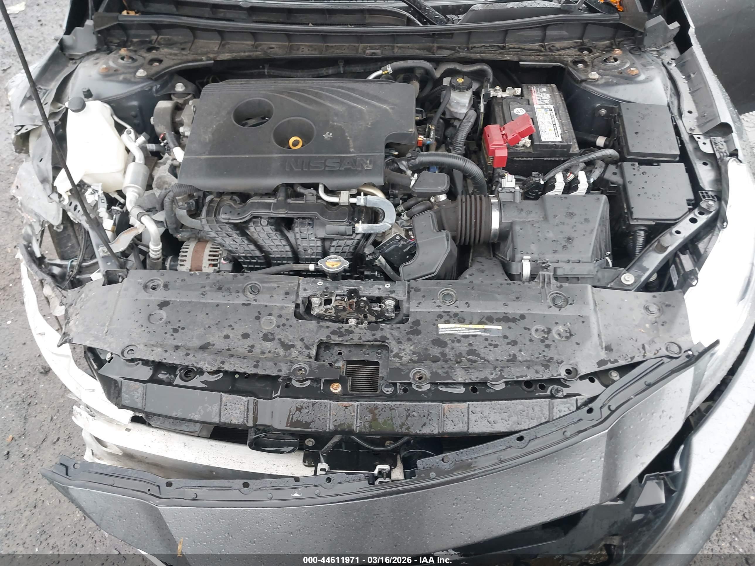 NISSAN ALTIMA image 10