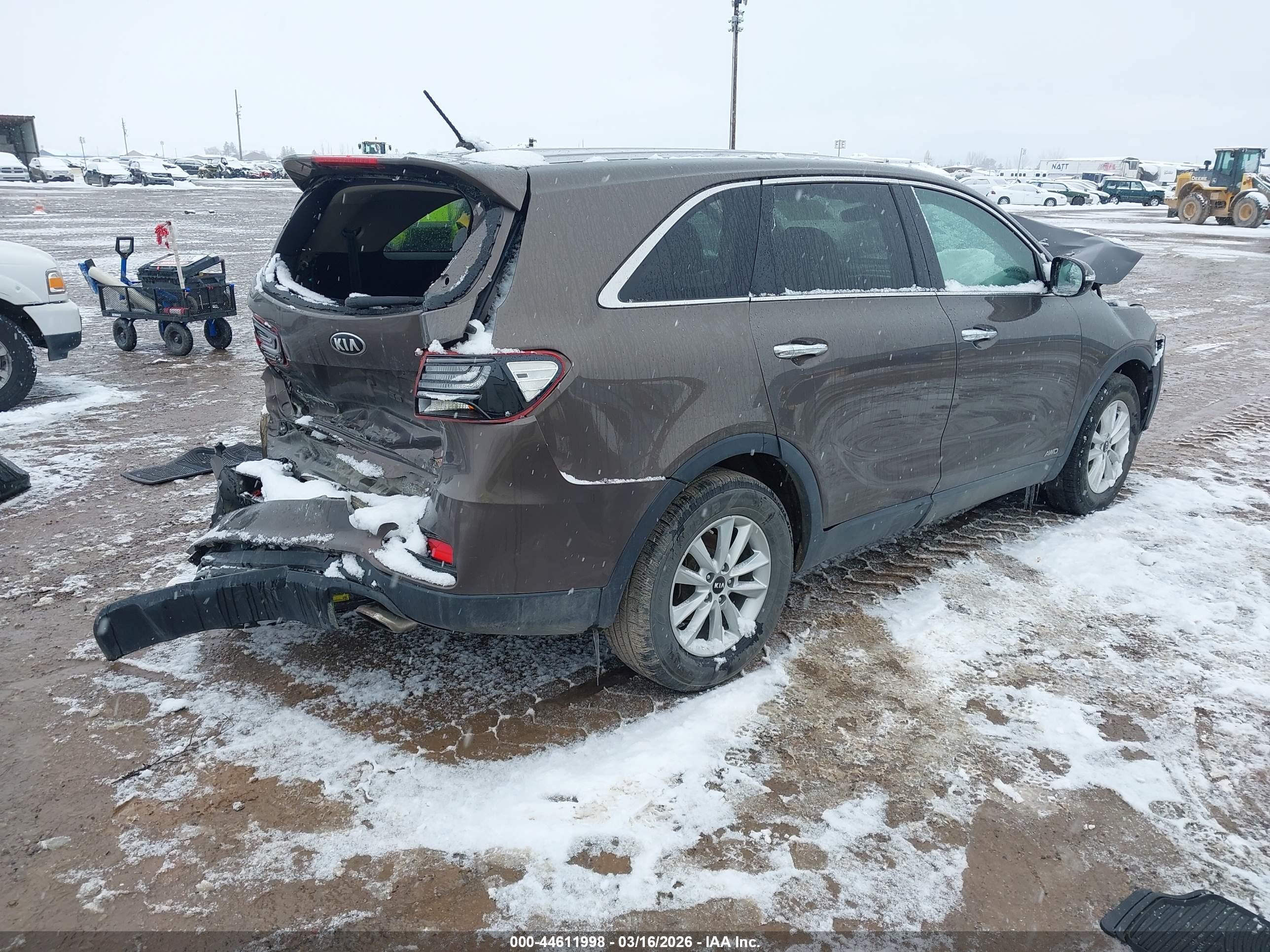 KIA SORENTO image 4