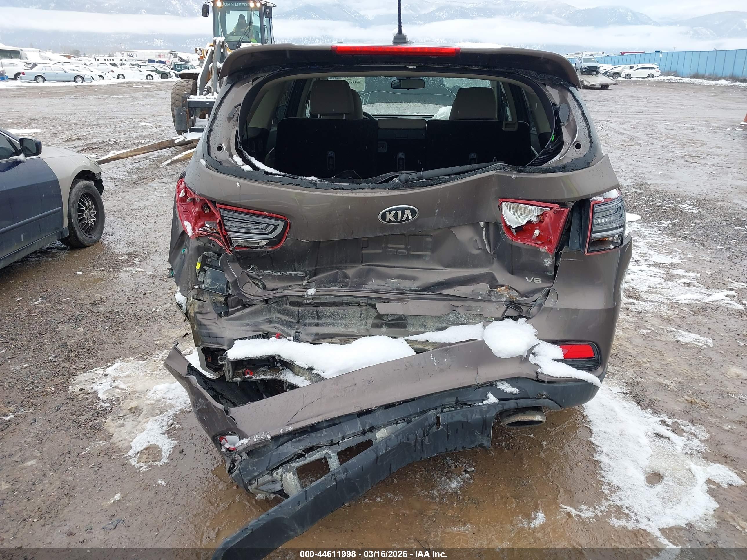 KIA SORENTO image 6