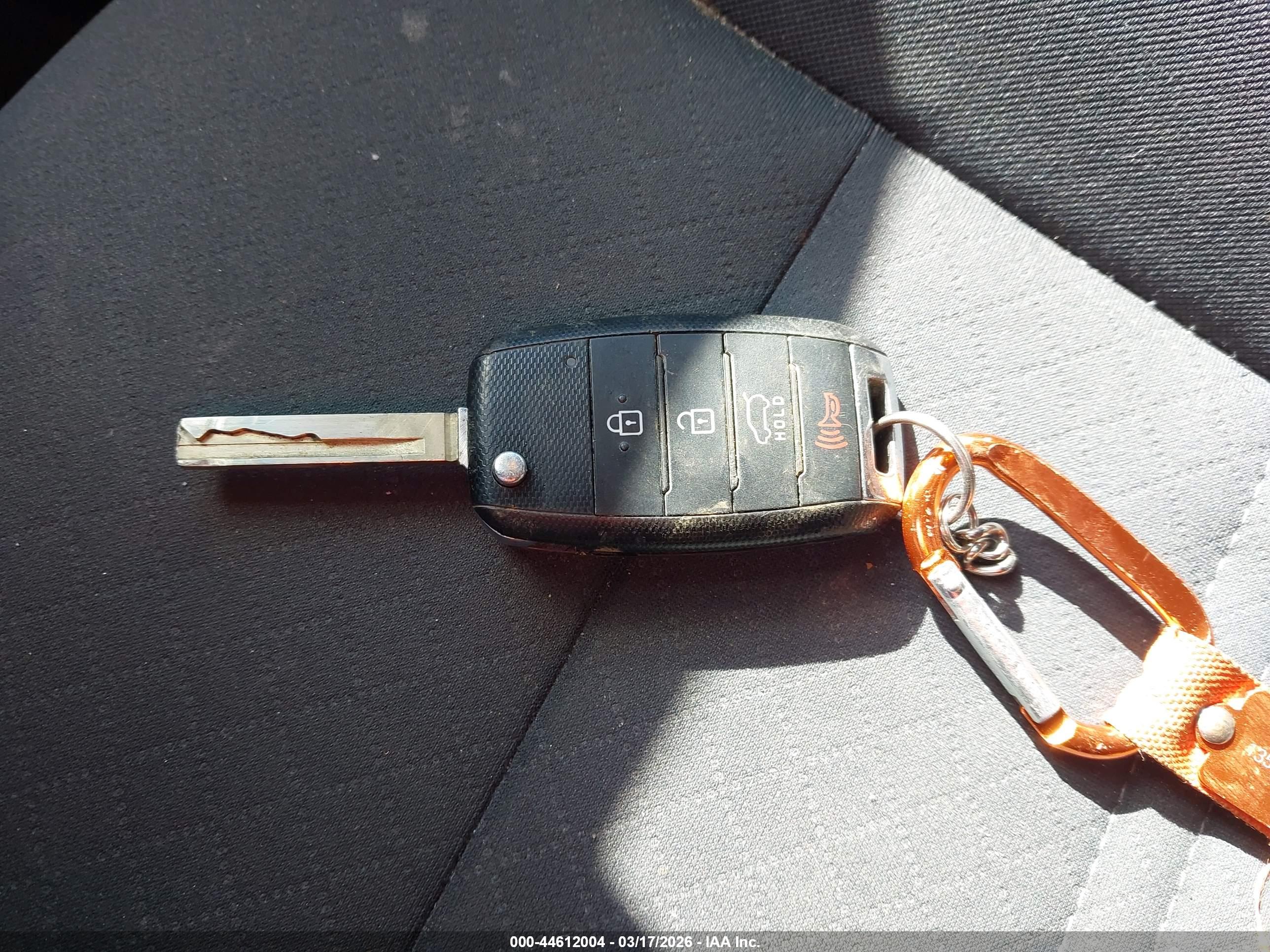 KIA SORENTO image 11