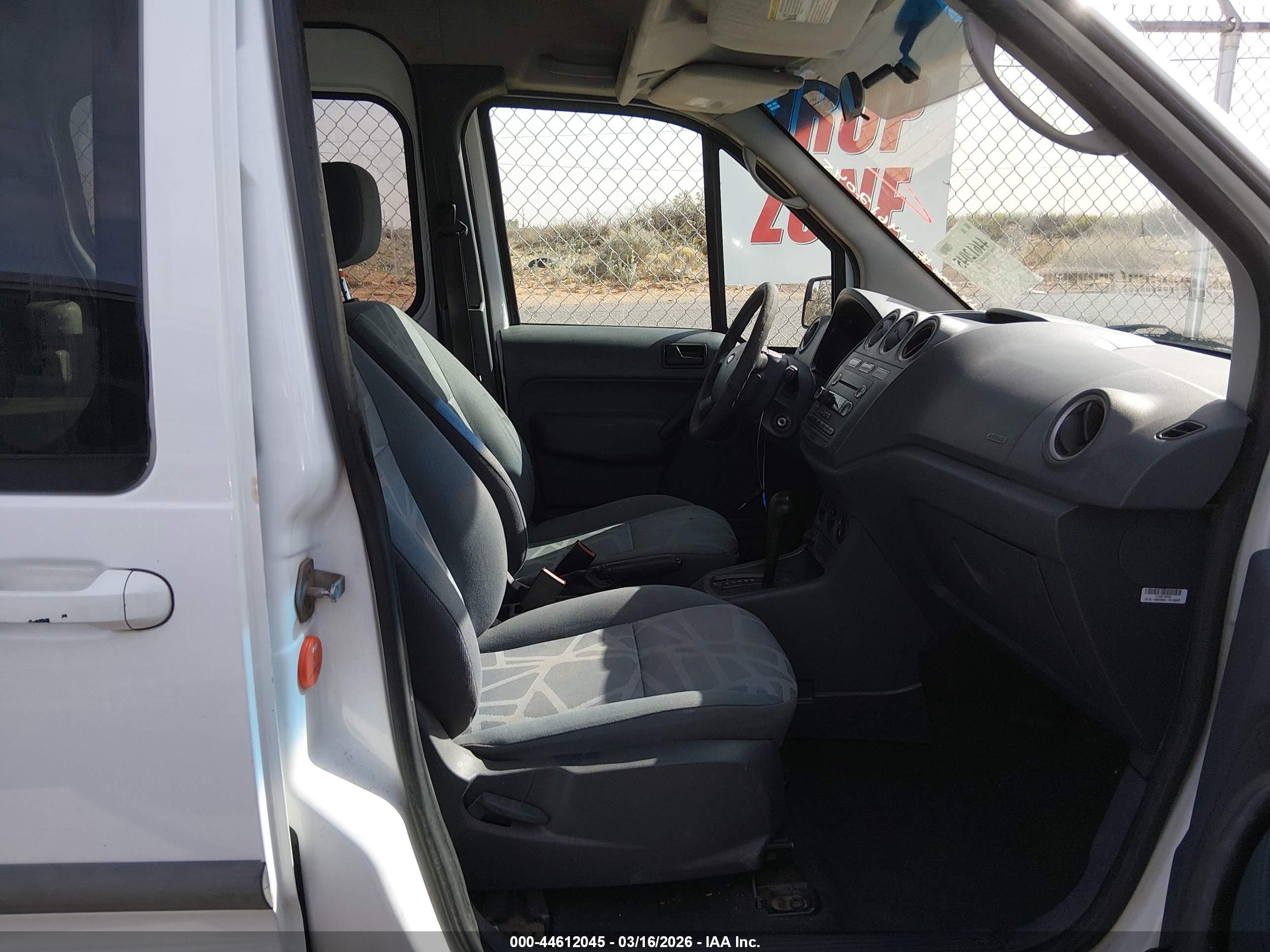 FORD TRANSIT image 5