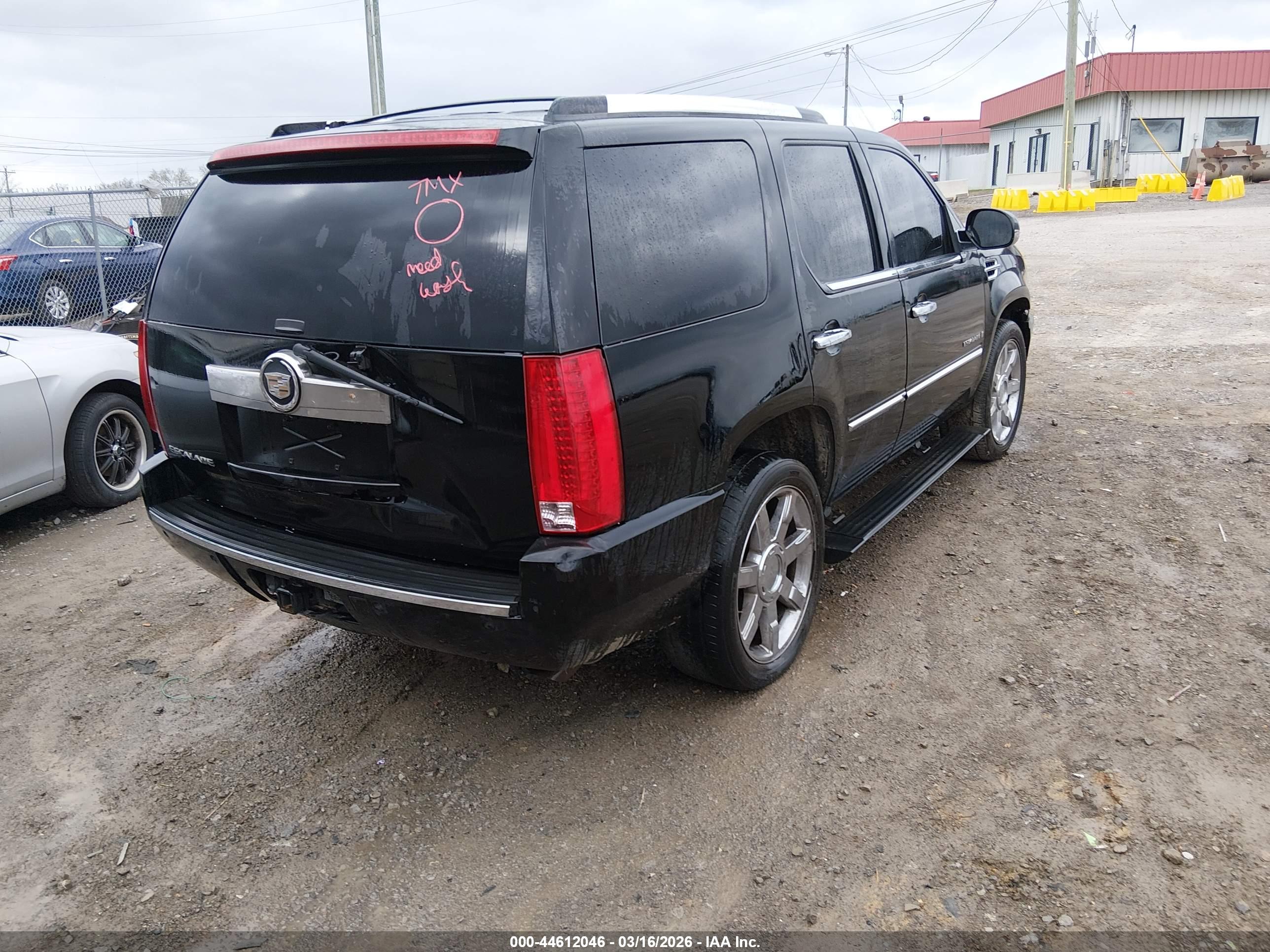 CADILLAC ESCALADE image 4