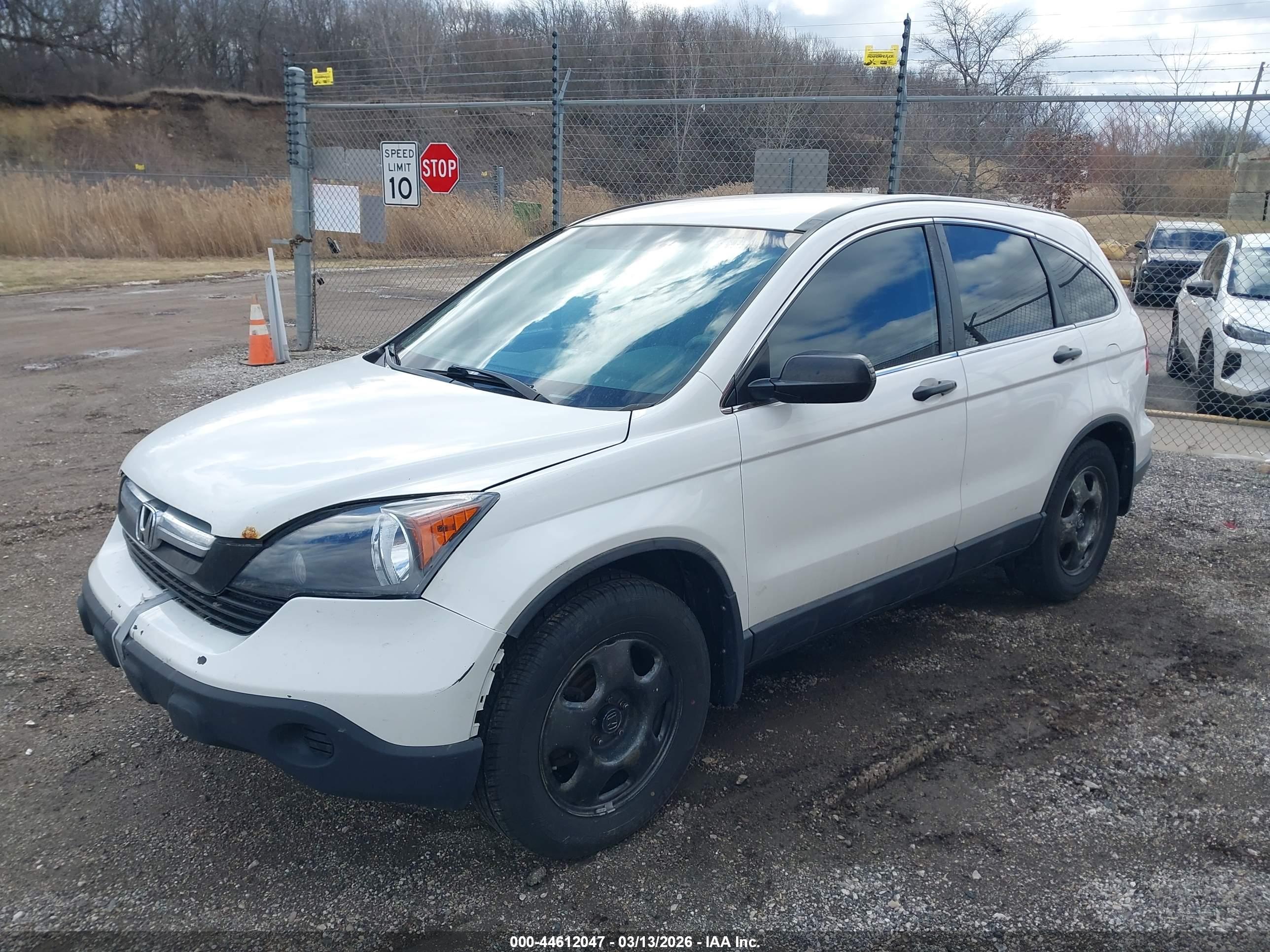 HONDA CR-V image 2