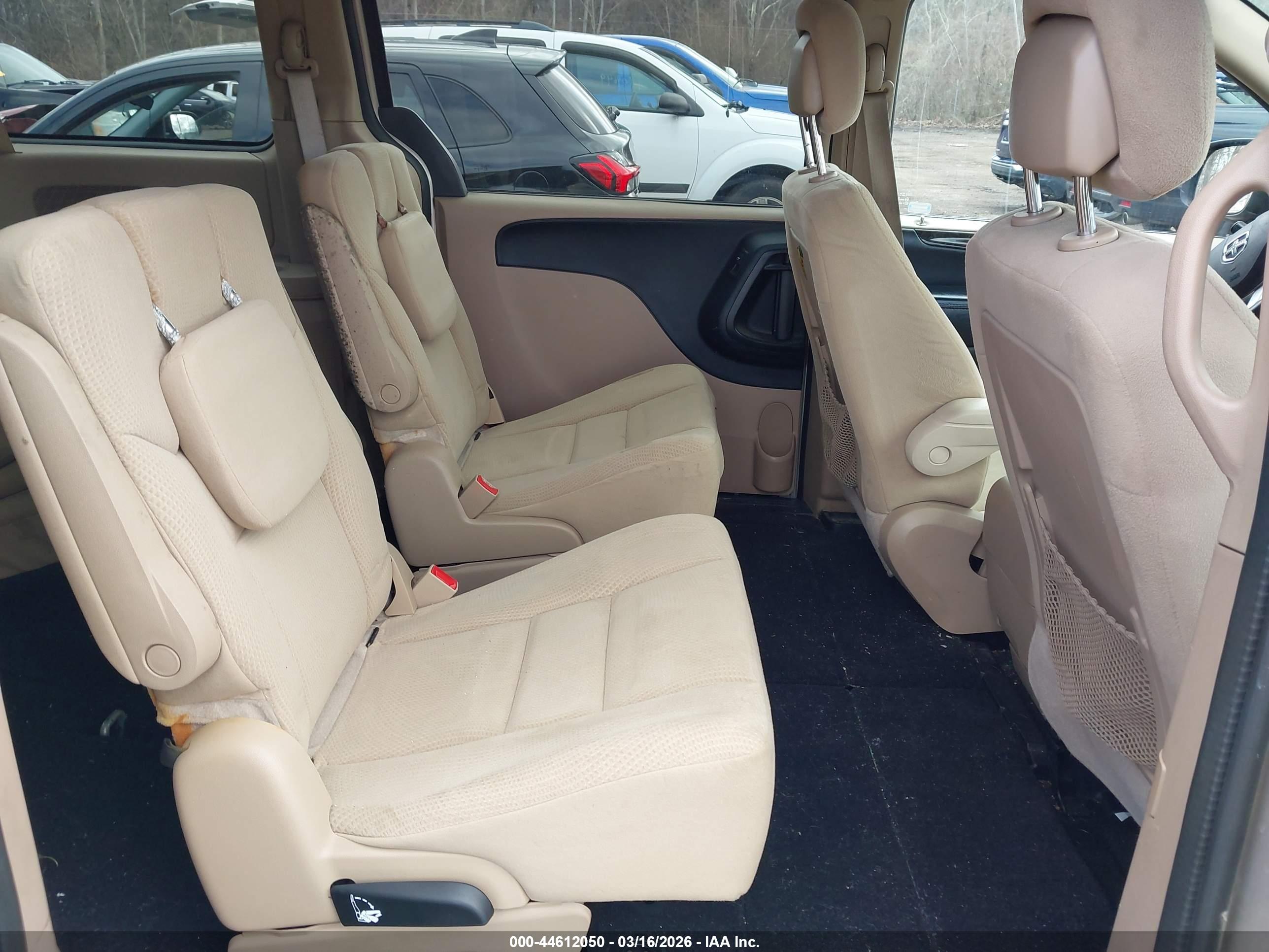 DODGE GRAND image 8