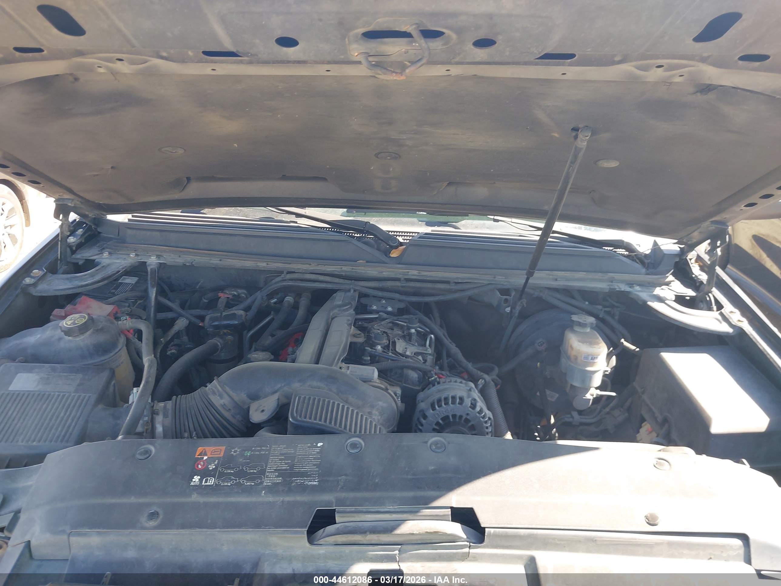 GMC YUKON image 10