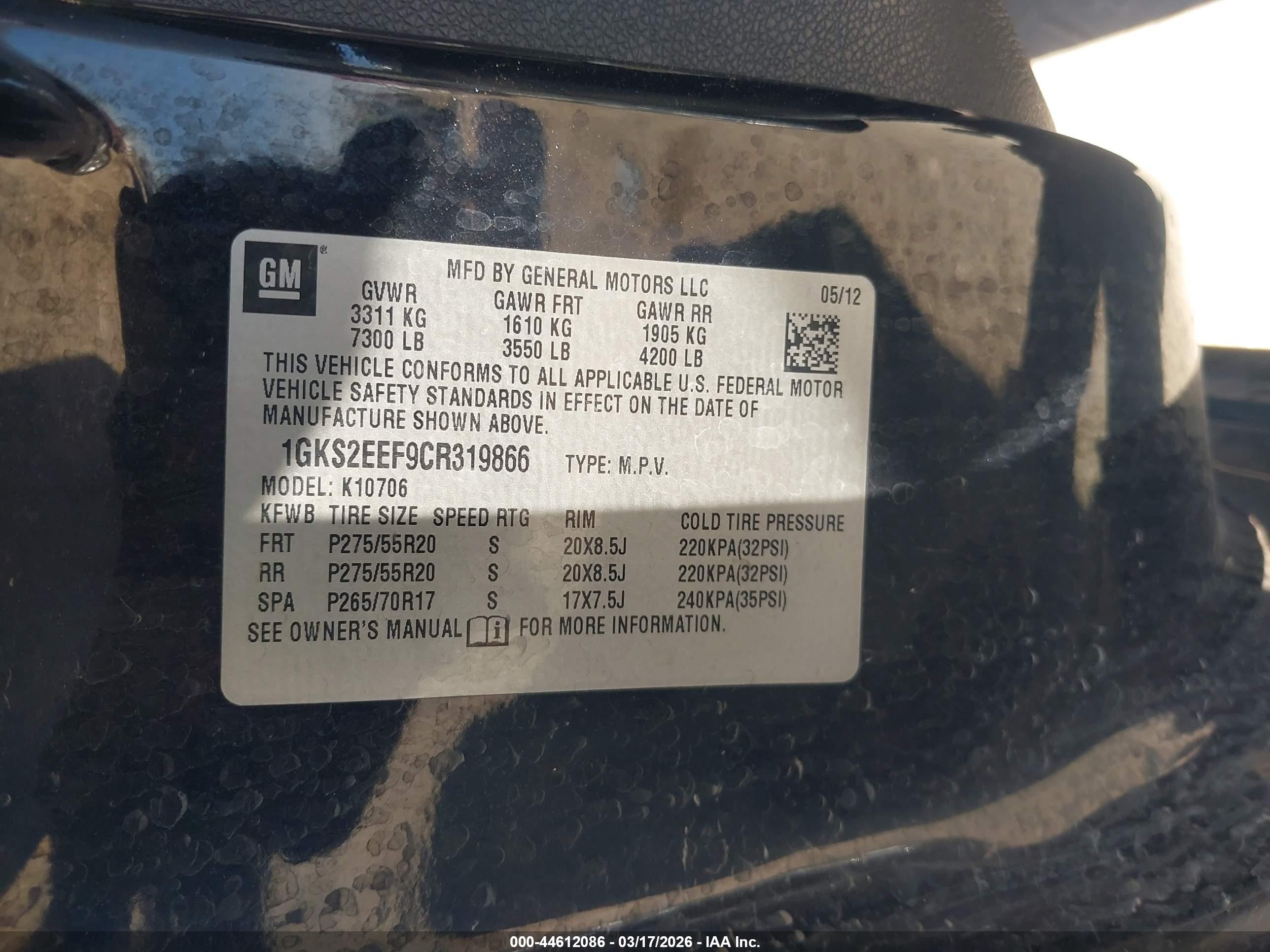 GMC YUKON image 9