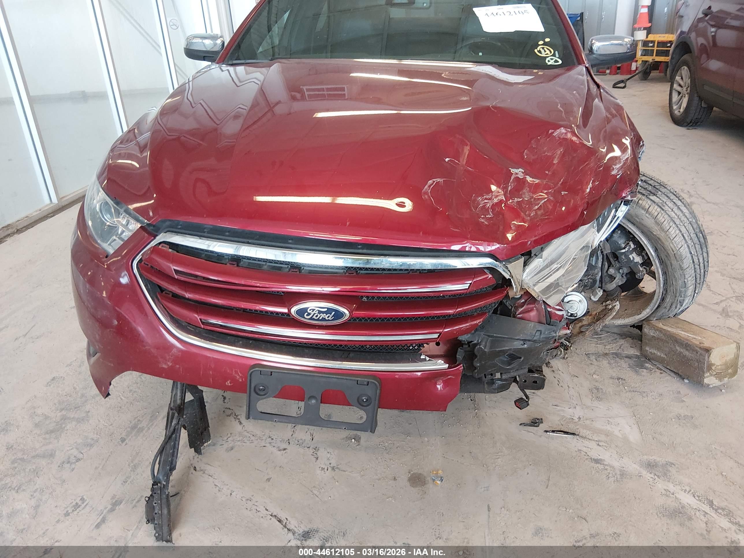 FORD TAURUS image 6