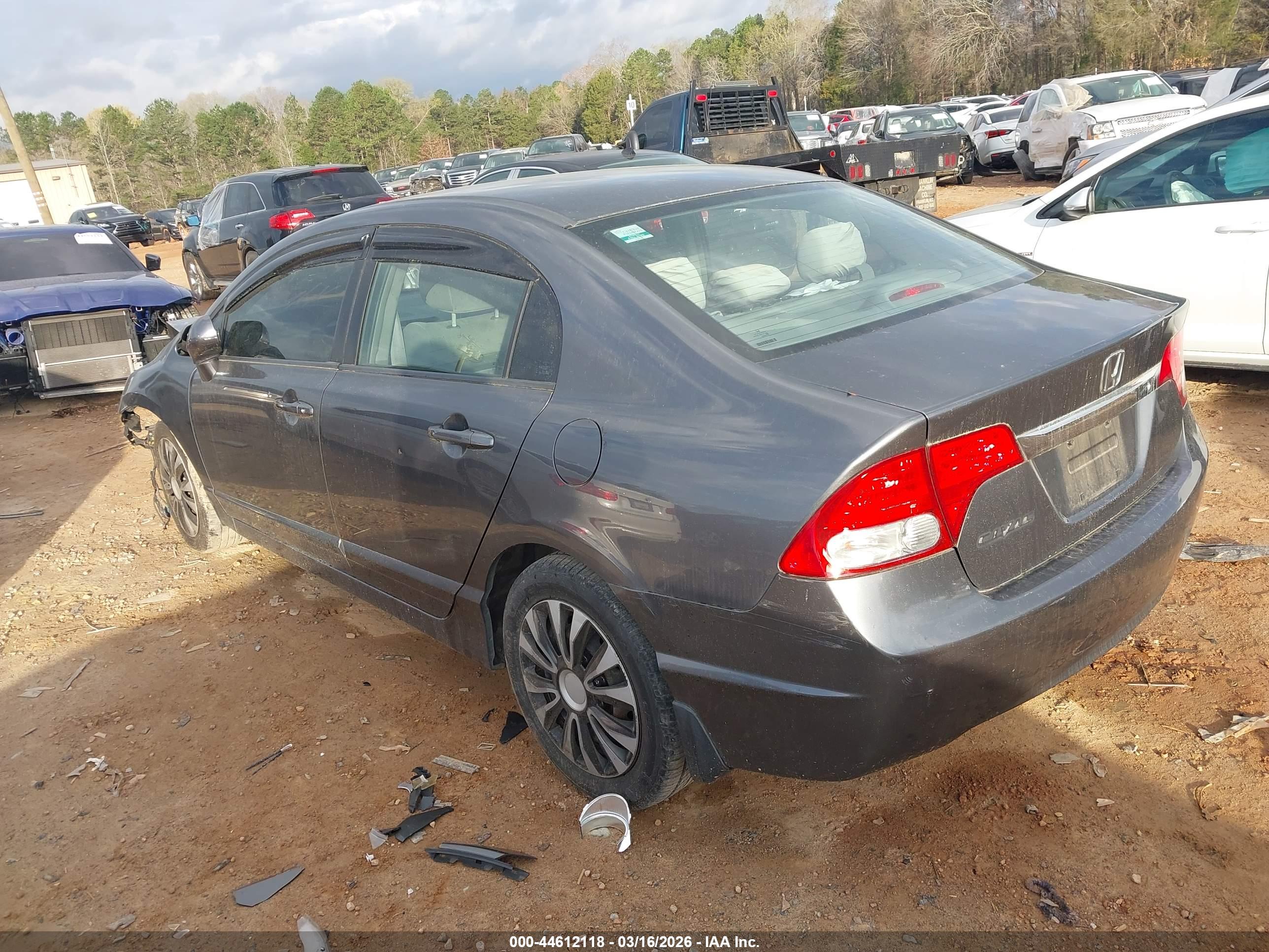 HONDA CIVIC image 3
