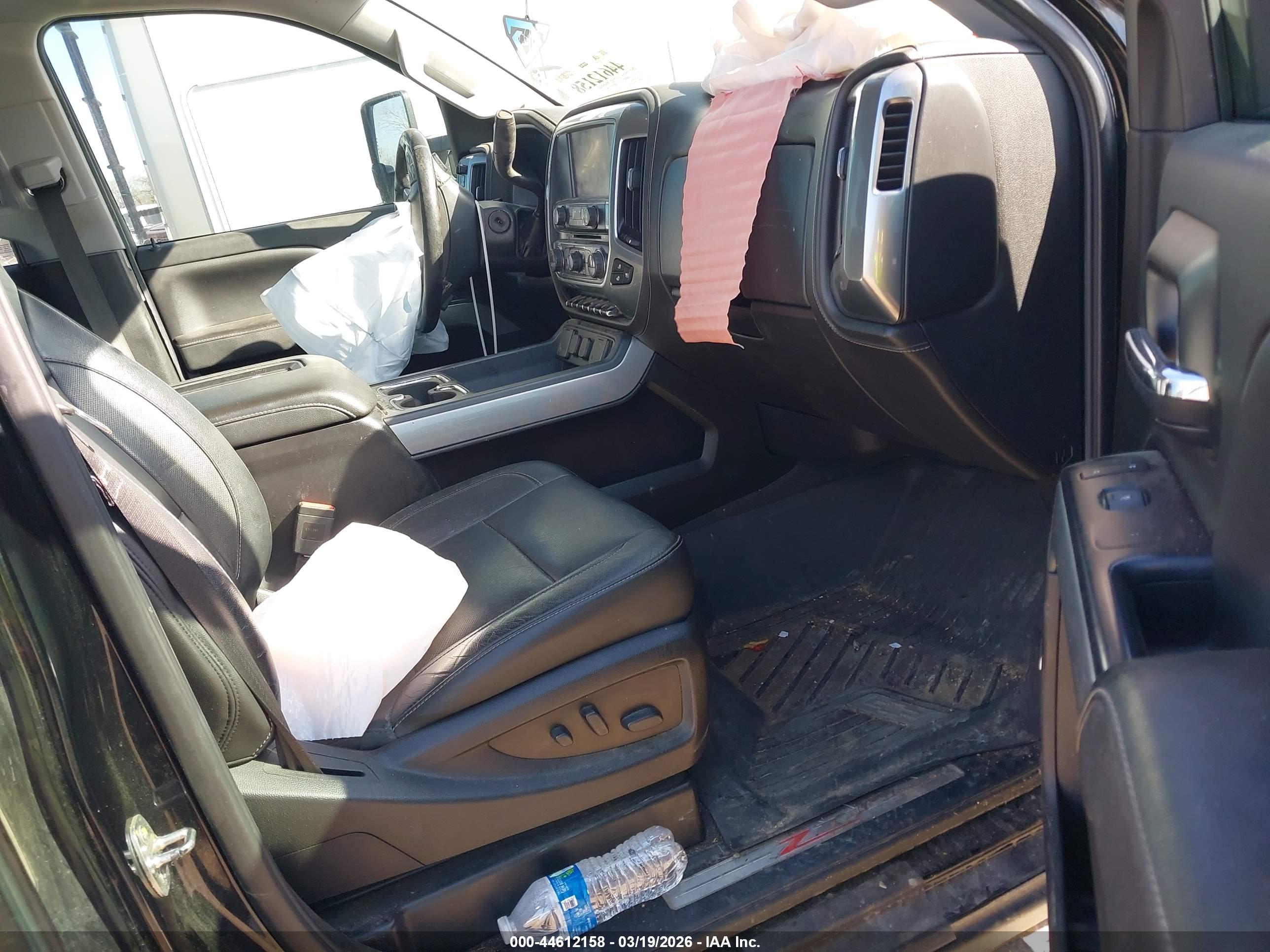 CHEVROLET SILVERADO image 5