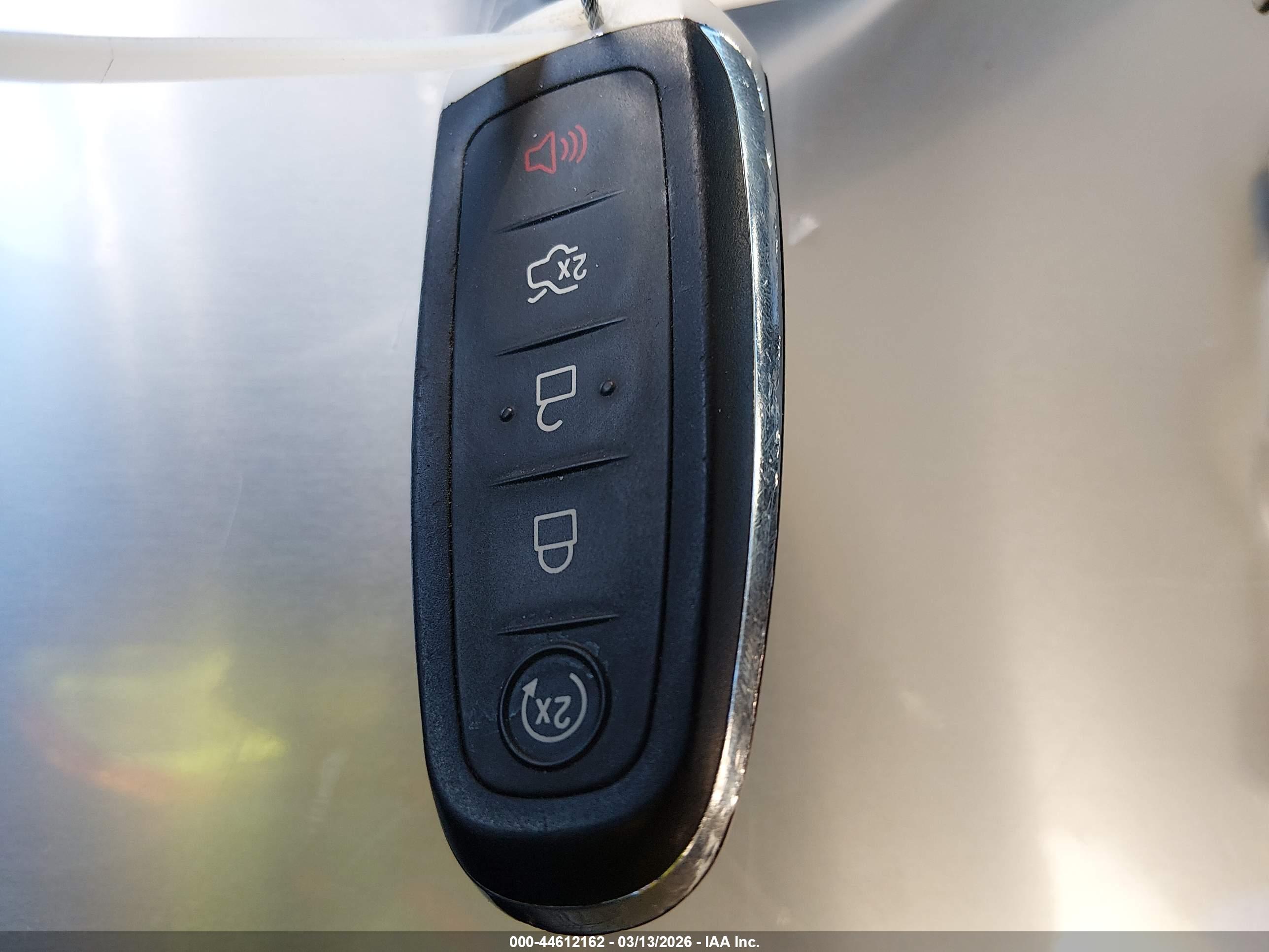 FORD TAURUS image 11