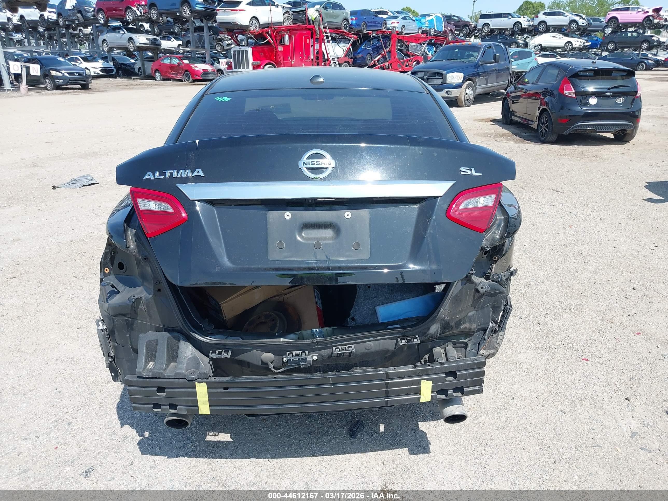 NISSAN ALTIMA image 6