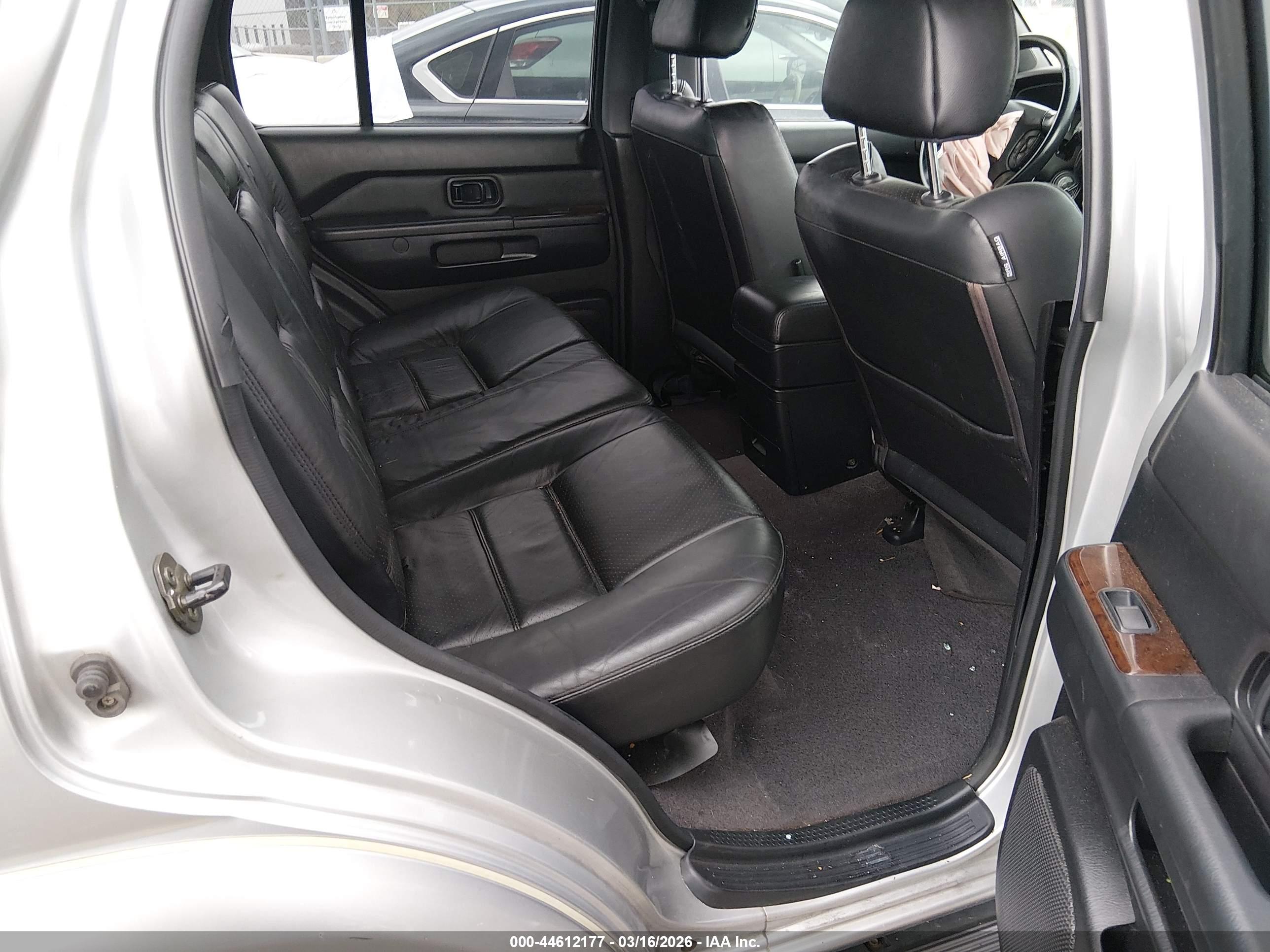 NISSAN PATHFINDER image 8