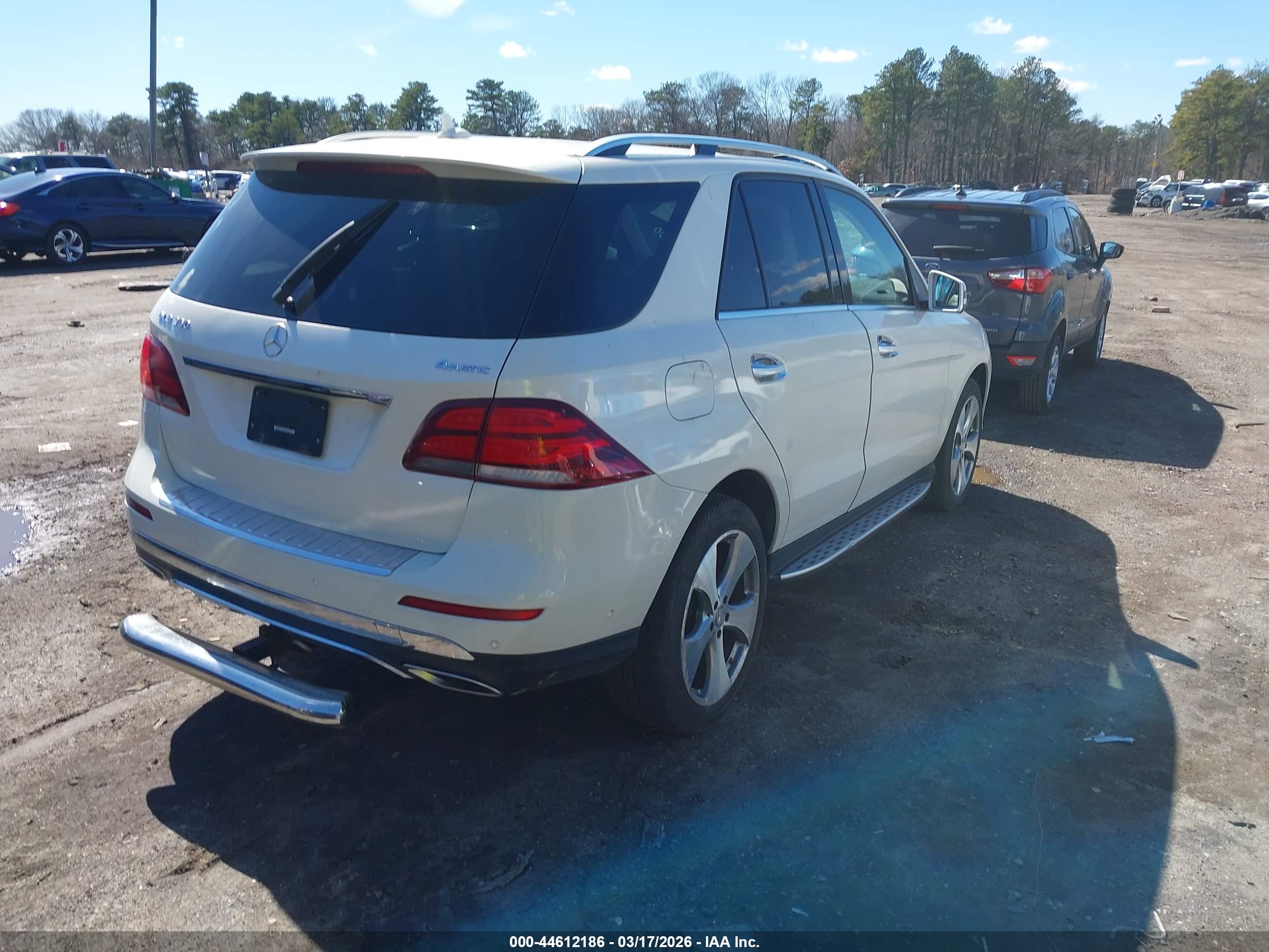 MERCEDES-BENZ GLE image 4
