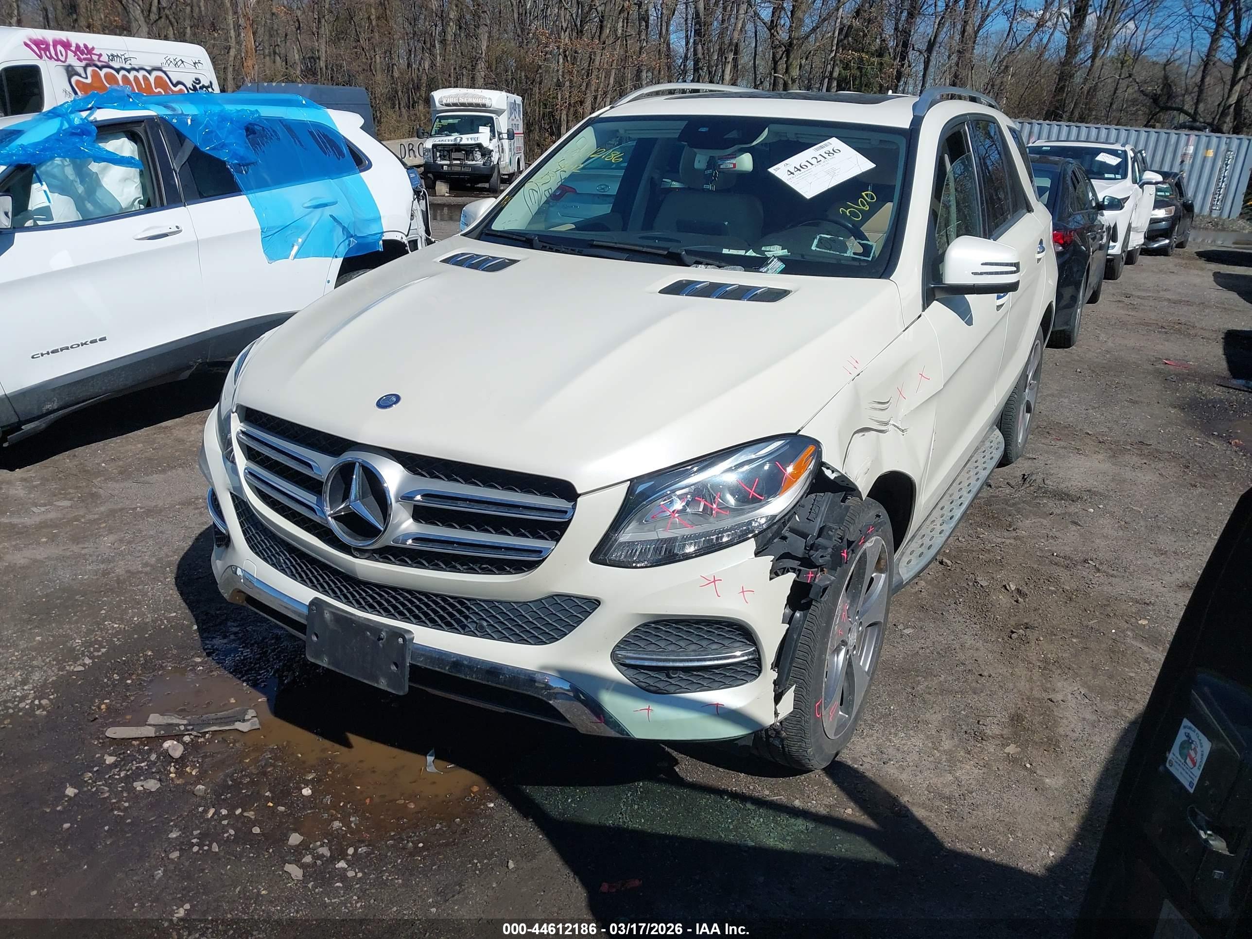 MERCEDES-BENZ GLE image 6