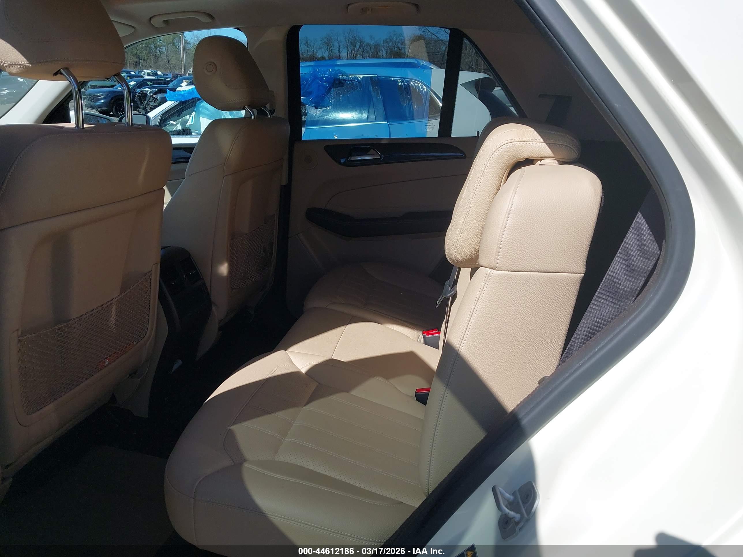 MERCEDES-BENZ GLE image 8