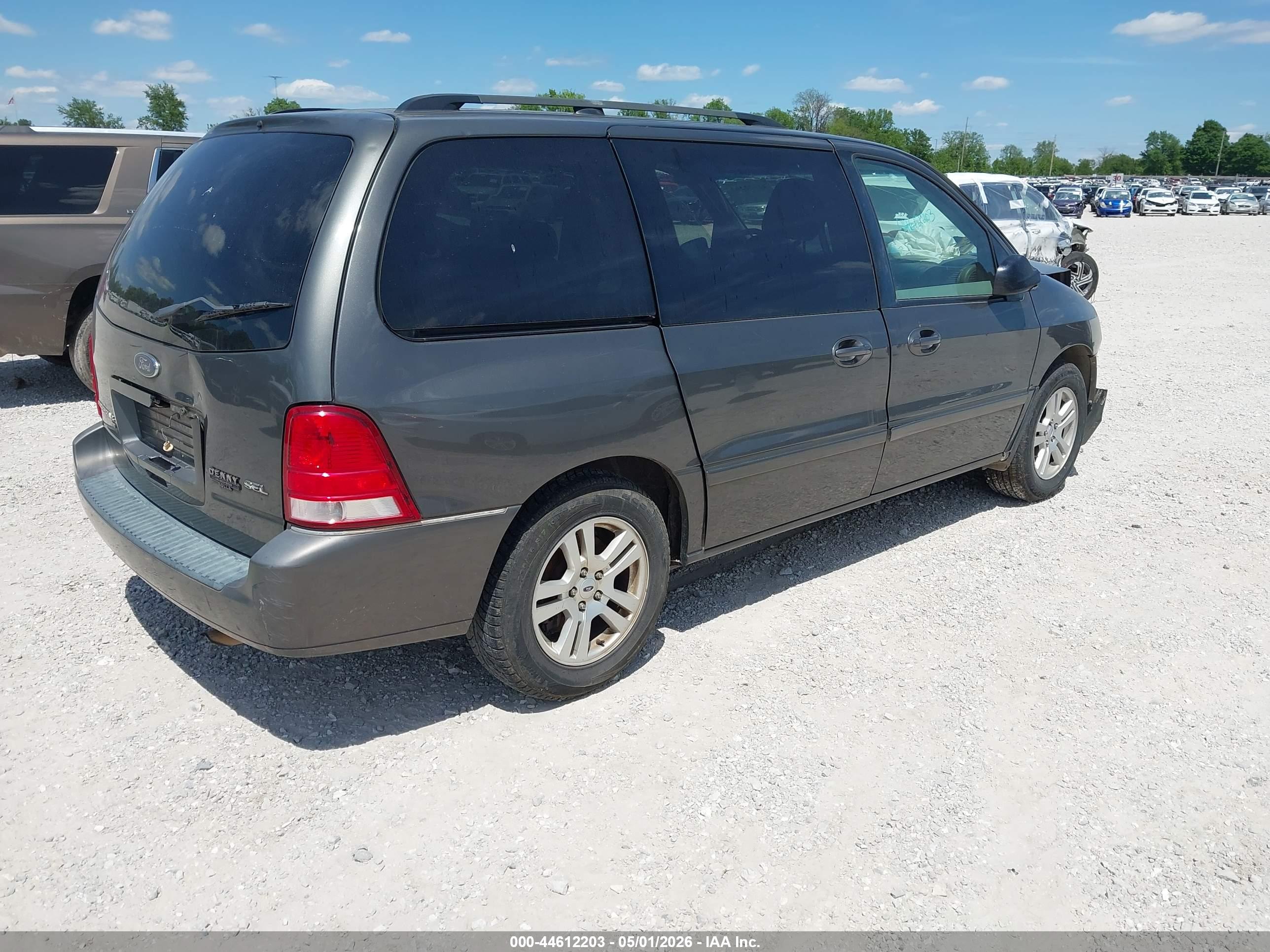 FORD FREESTAR image 4