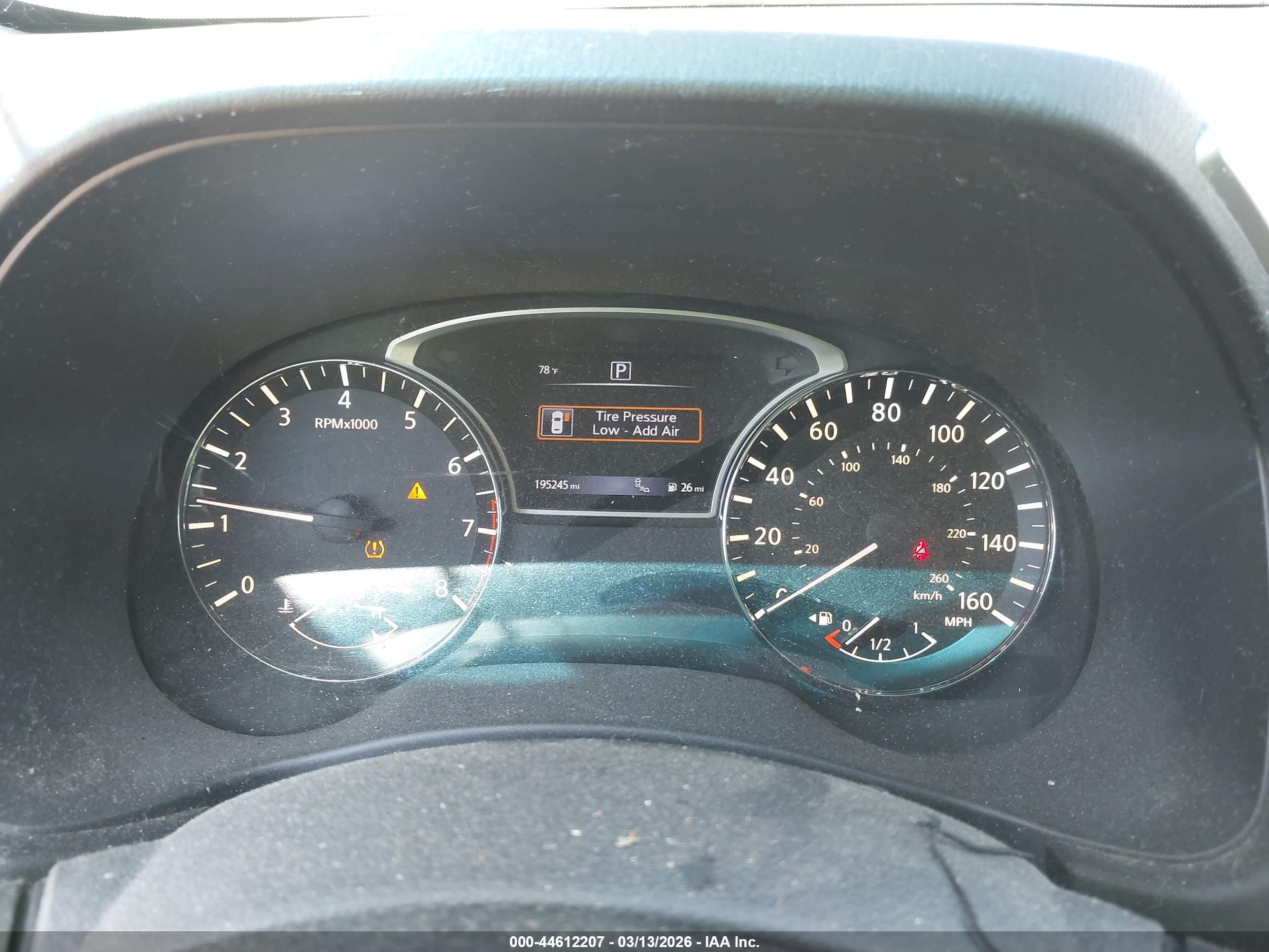 NISSAN PATHFINDER image 7