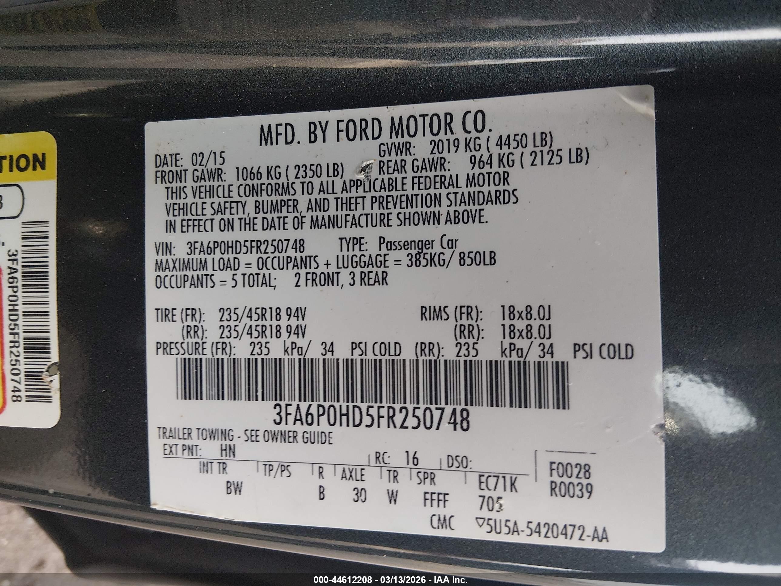 FORD FUSION image 9