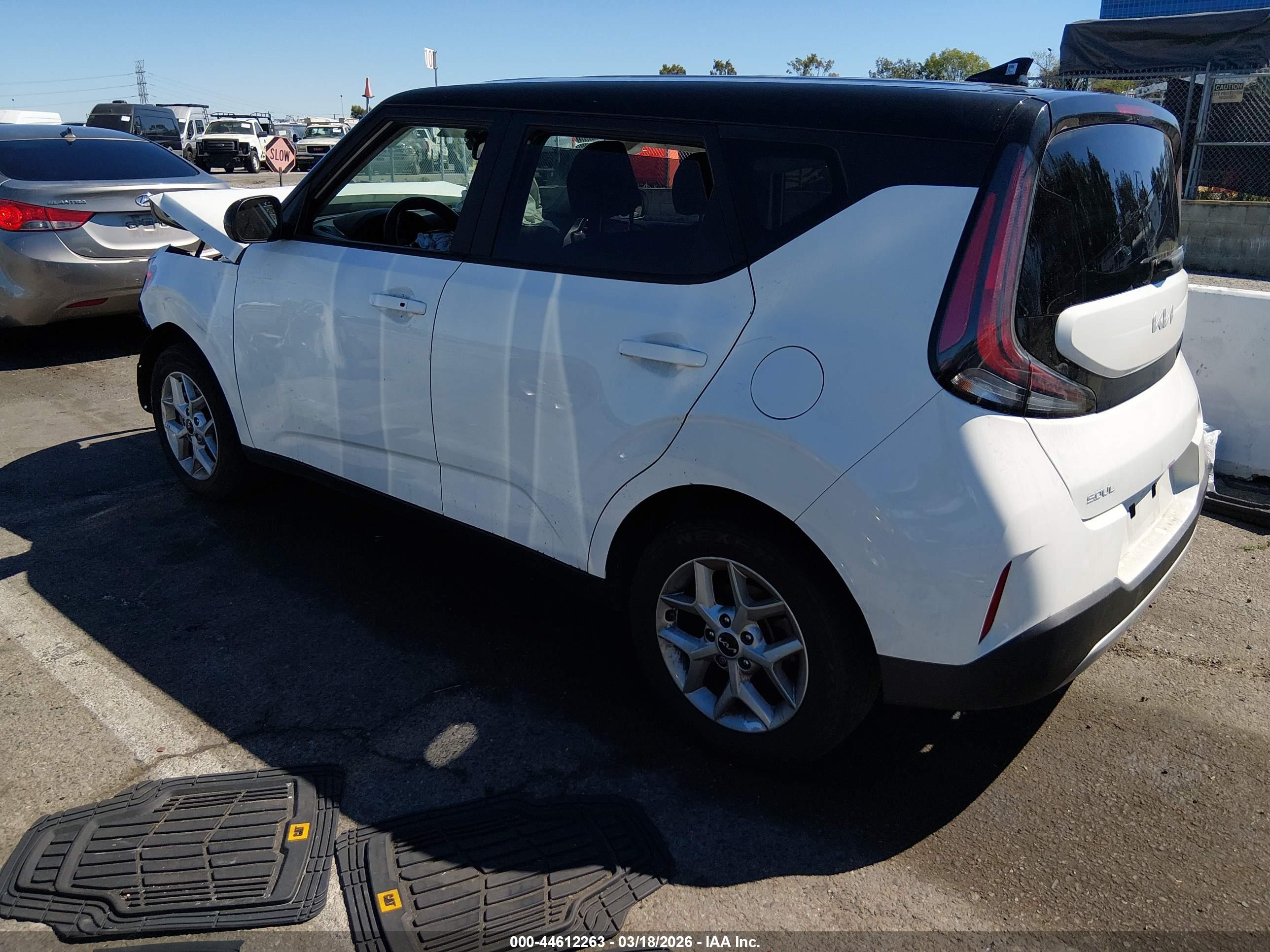 KIA SOUL image 3