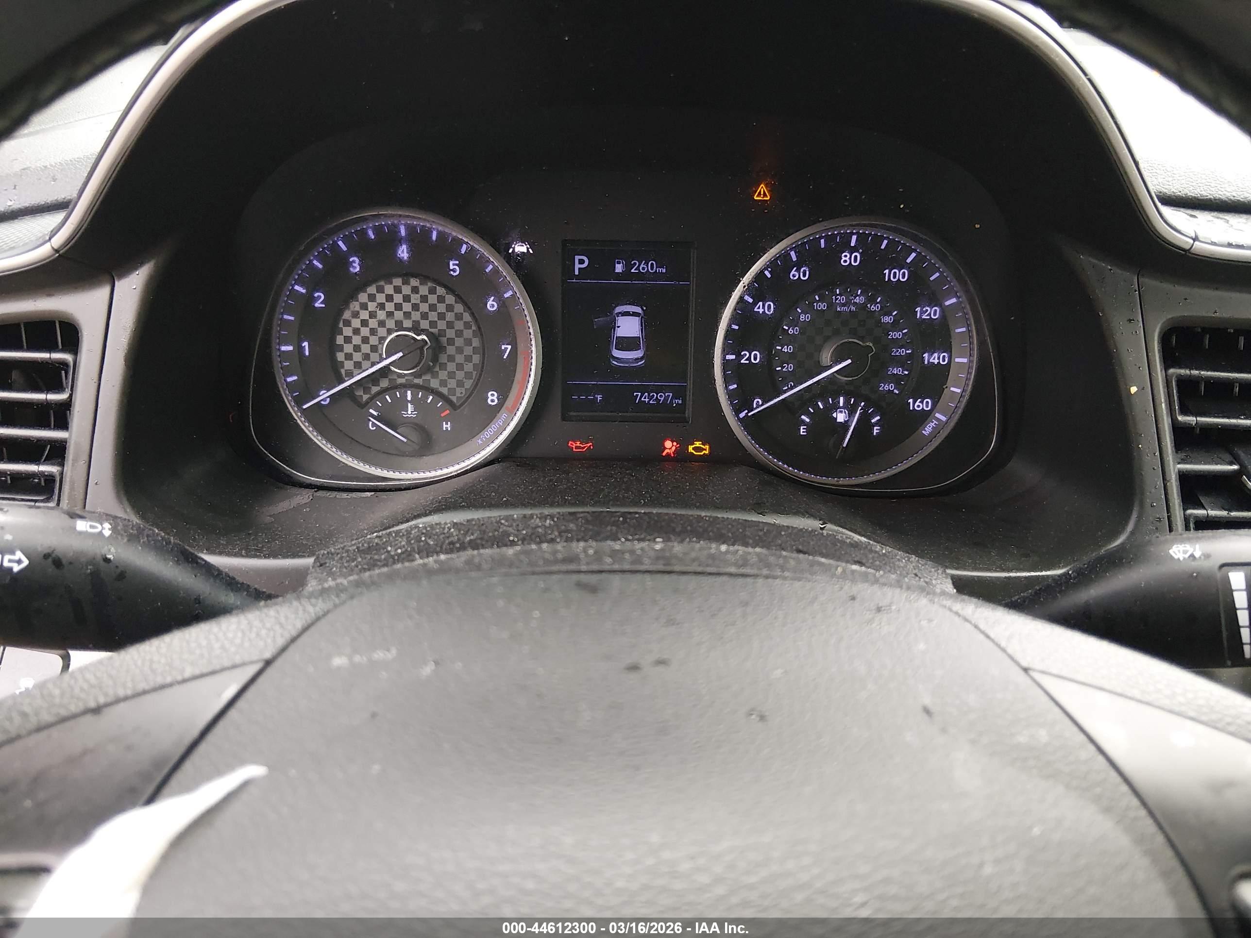 HYUNDAI ELANTRA image 7