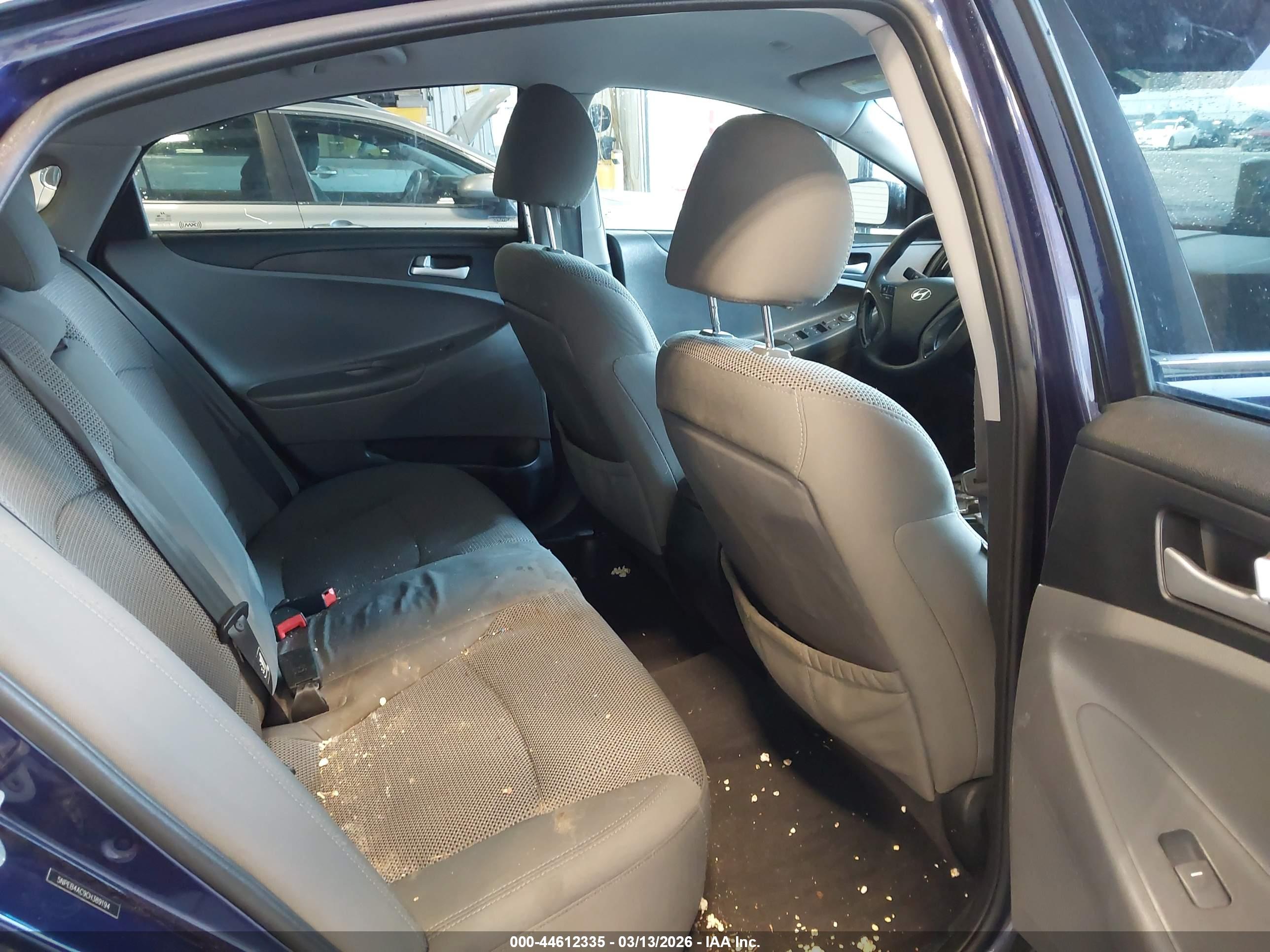 HYUNDAI SONATA image 8