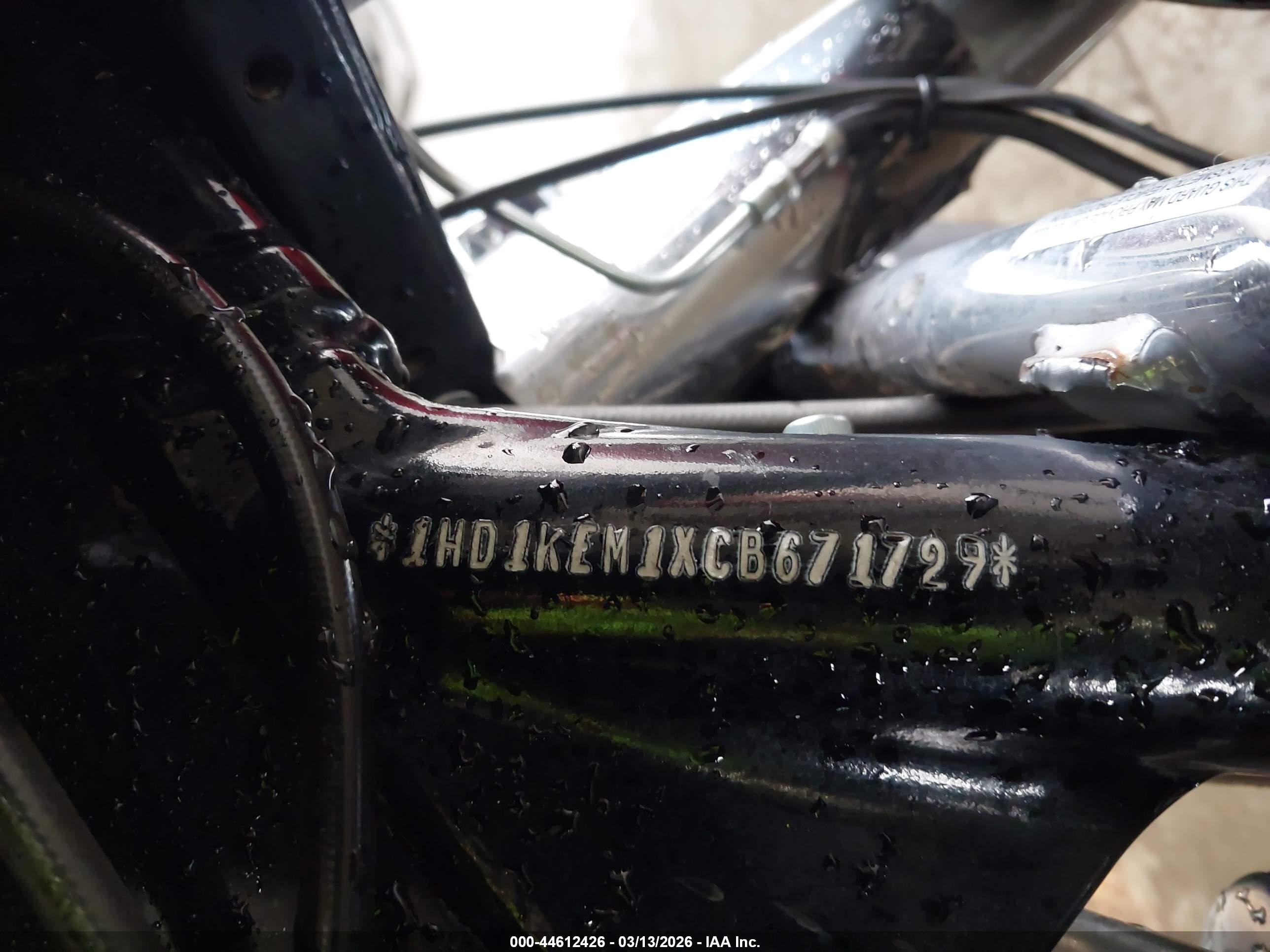 HARLEY-DAVIDSON FLHTK image 10