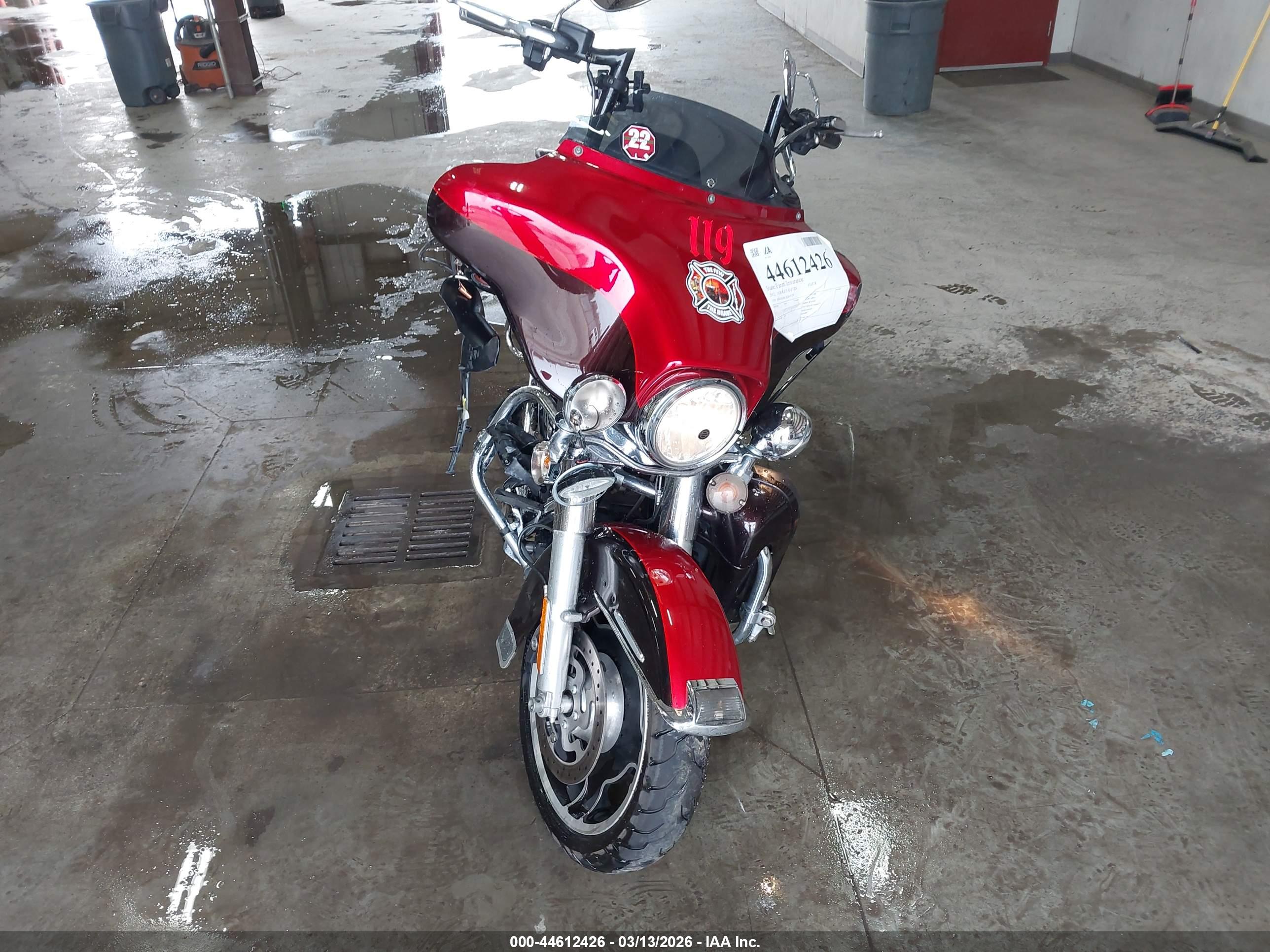 HARLEY-DAVIDSON FLHTK image 5