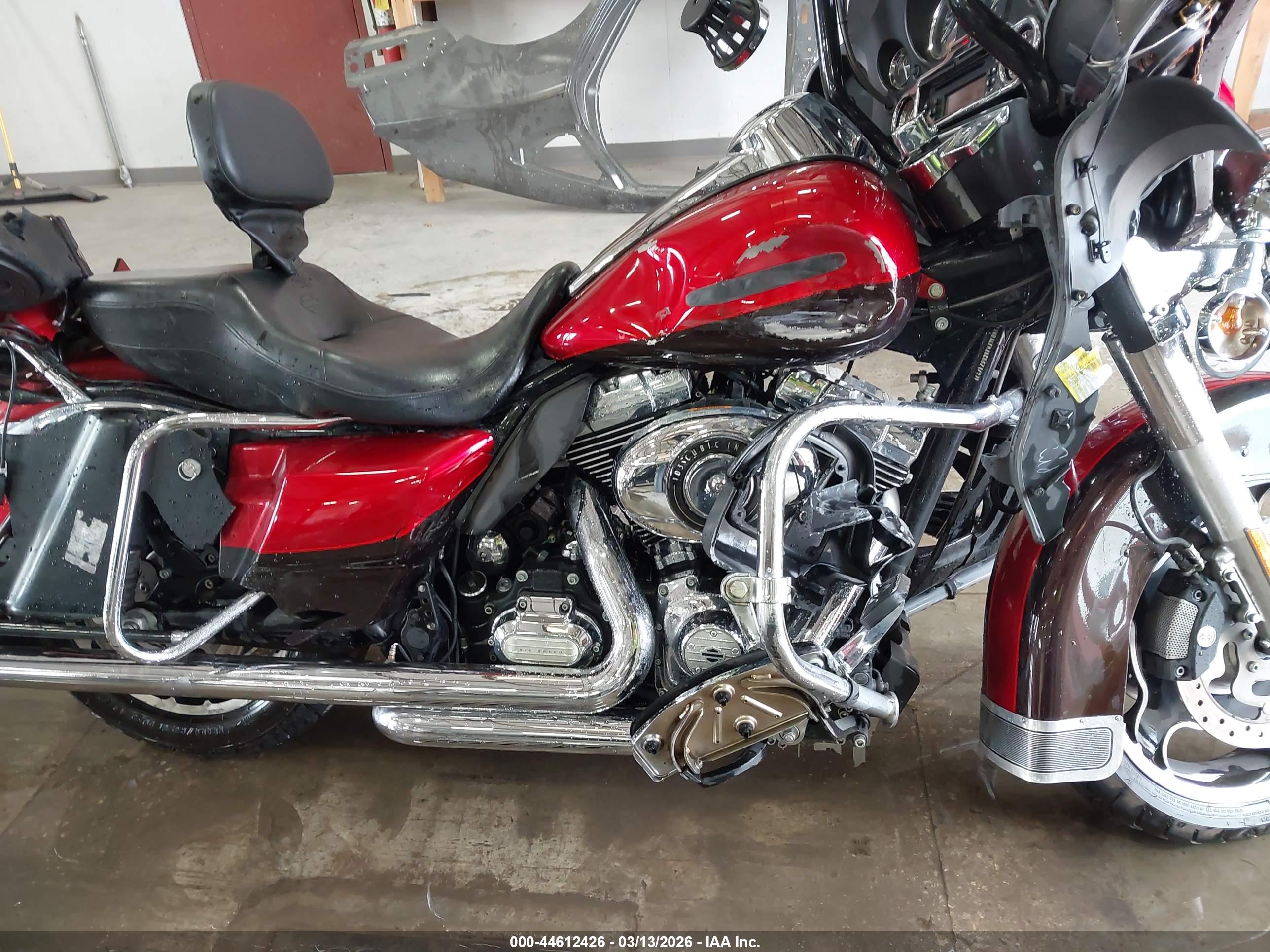 HARLEY-DAVIDSON FLHTK image 8