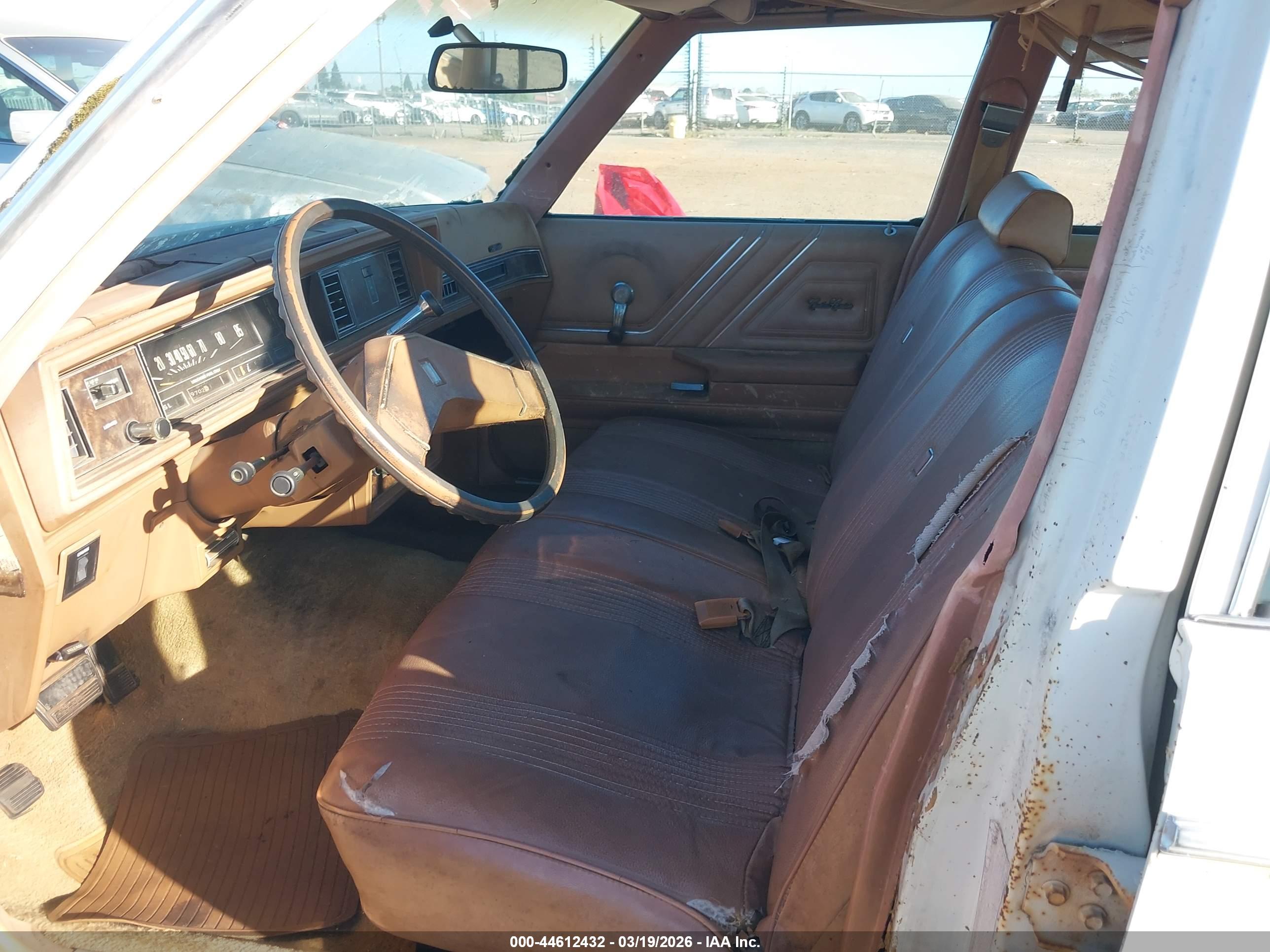 OLDSMOBILE CUTLASS image 5