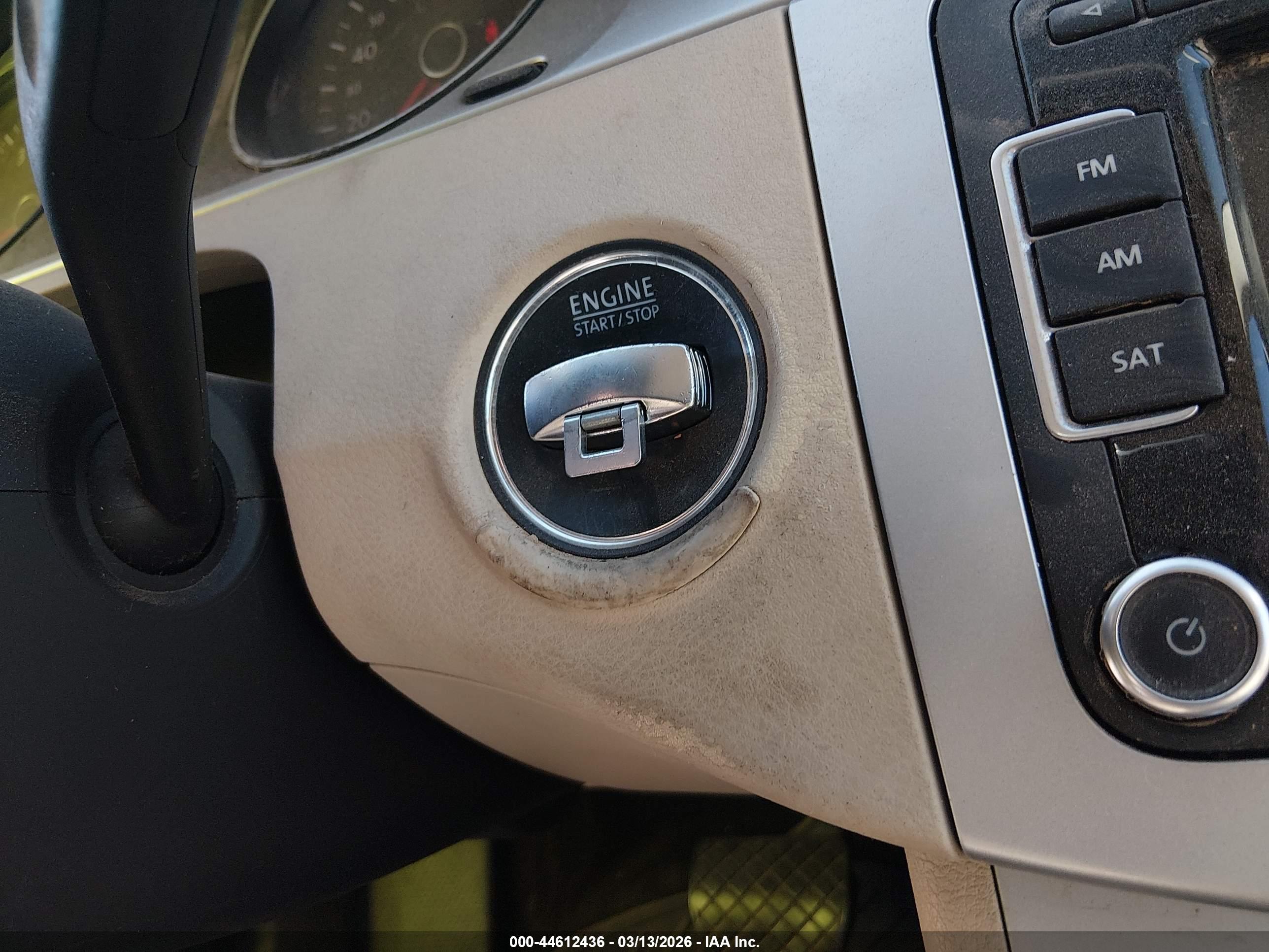 VOLKSWAGEN CC image 11