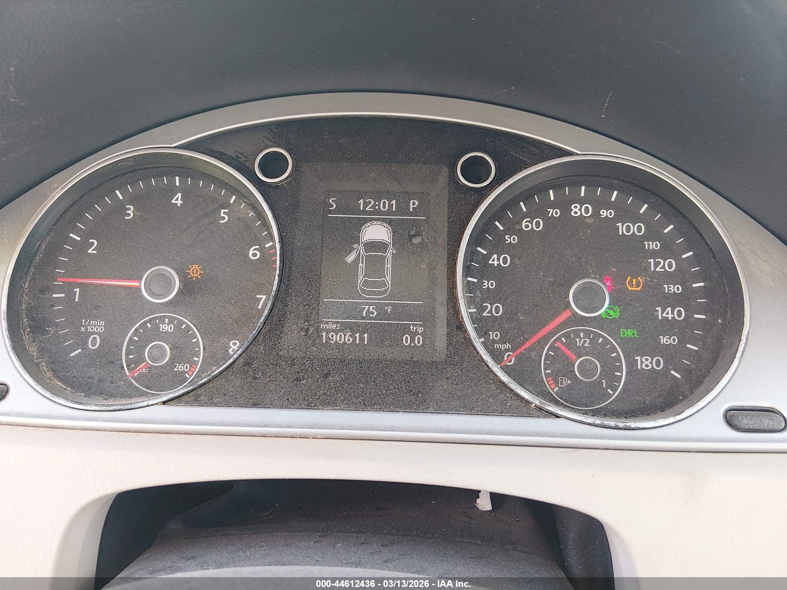 VOLKSWAGEN CC image 7