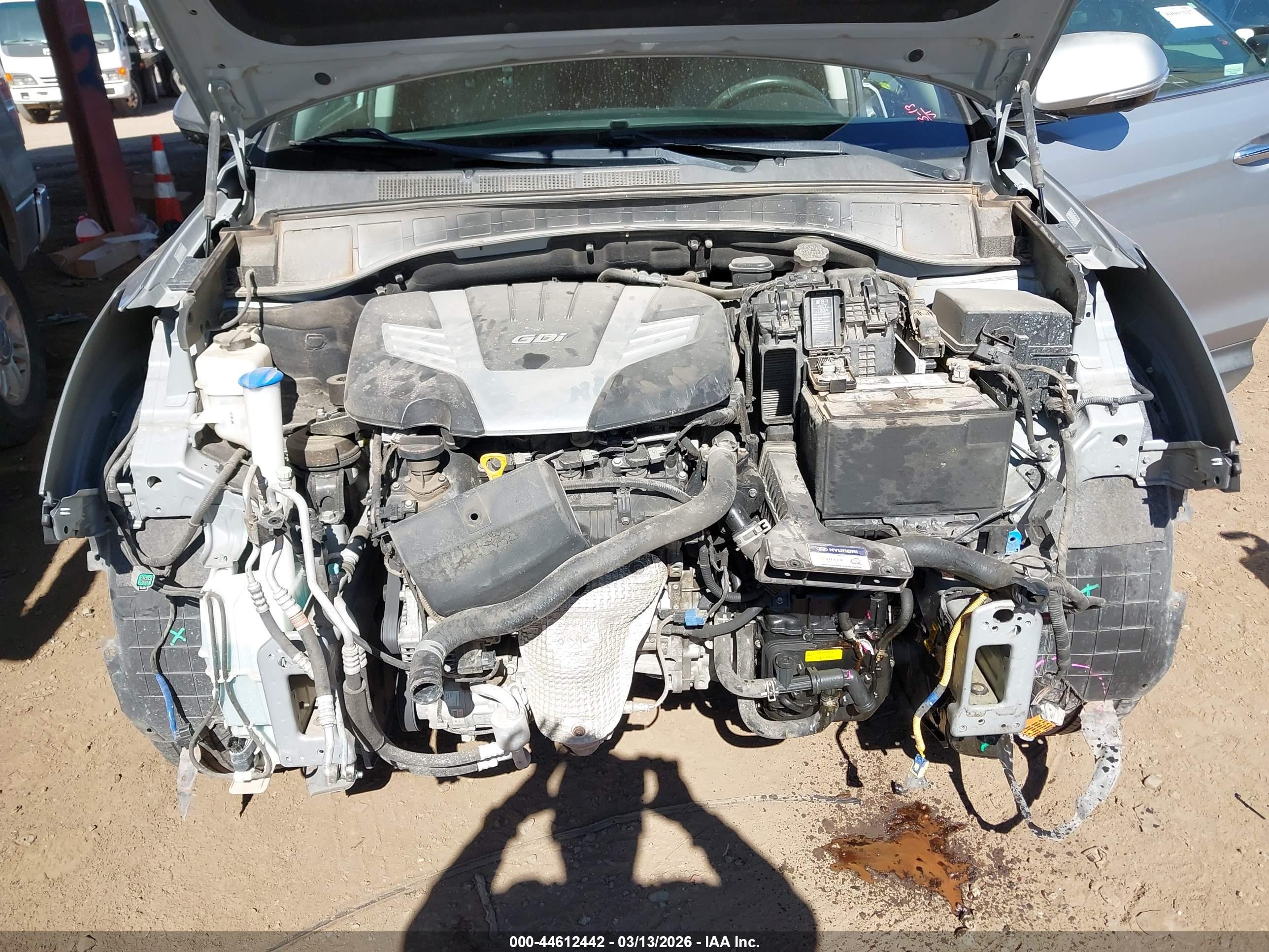 HYUNDAI SANTA image 10
