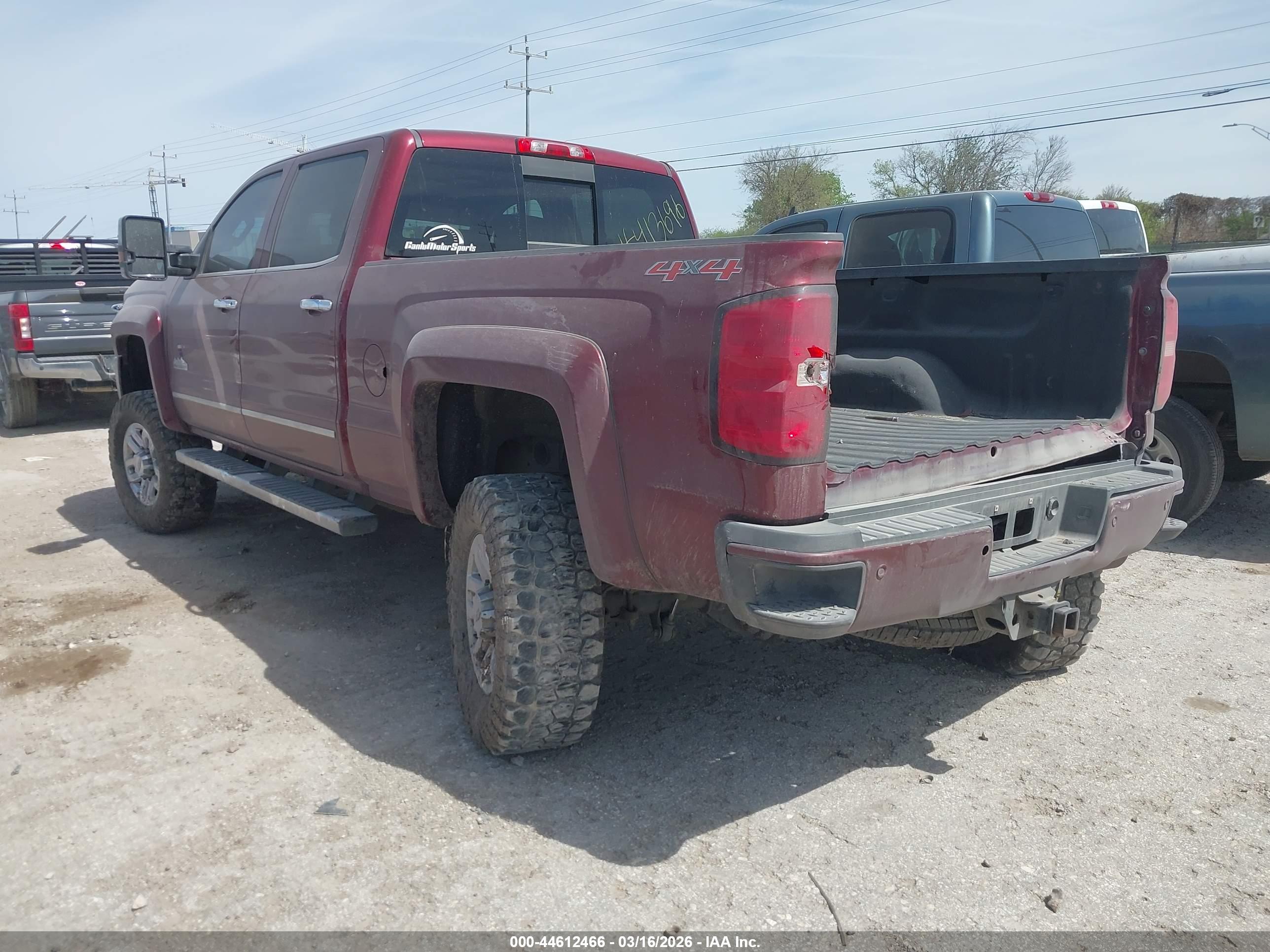 CHEVROLET SILVERADO image 3