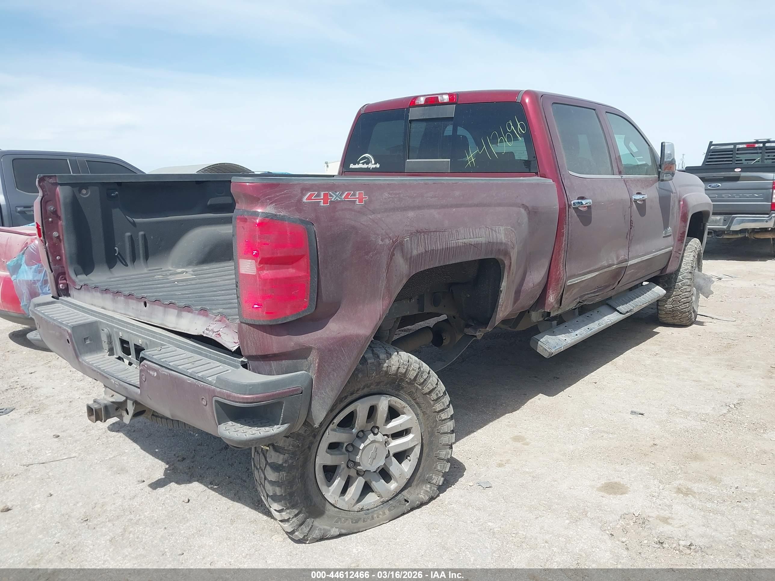 CHEVROLET SILVERADO image 6