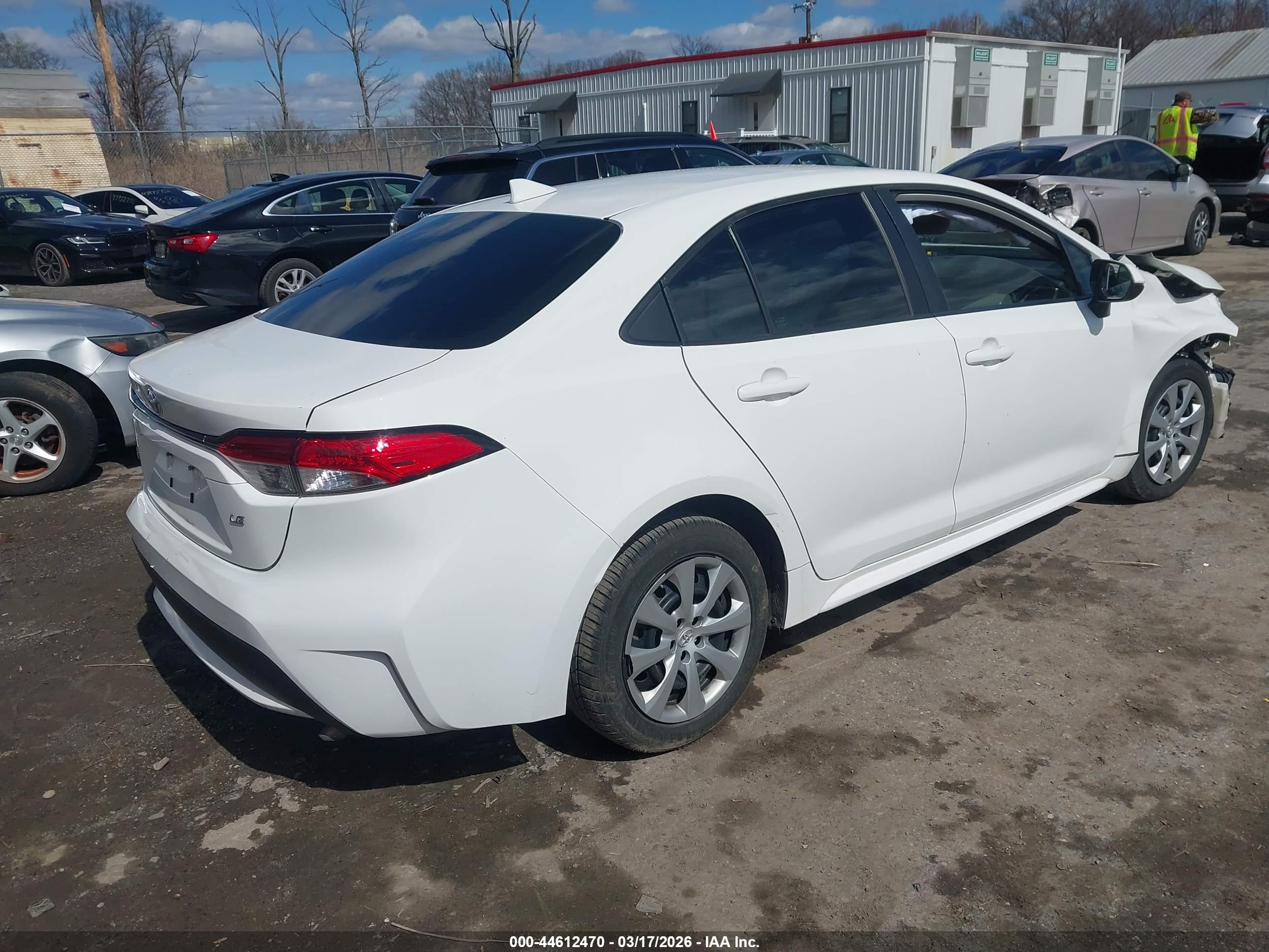 TOYOTA COROLLA image 4