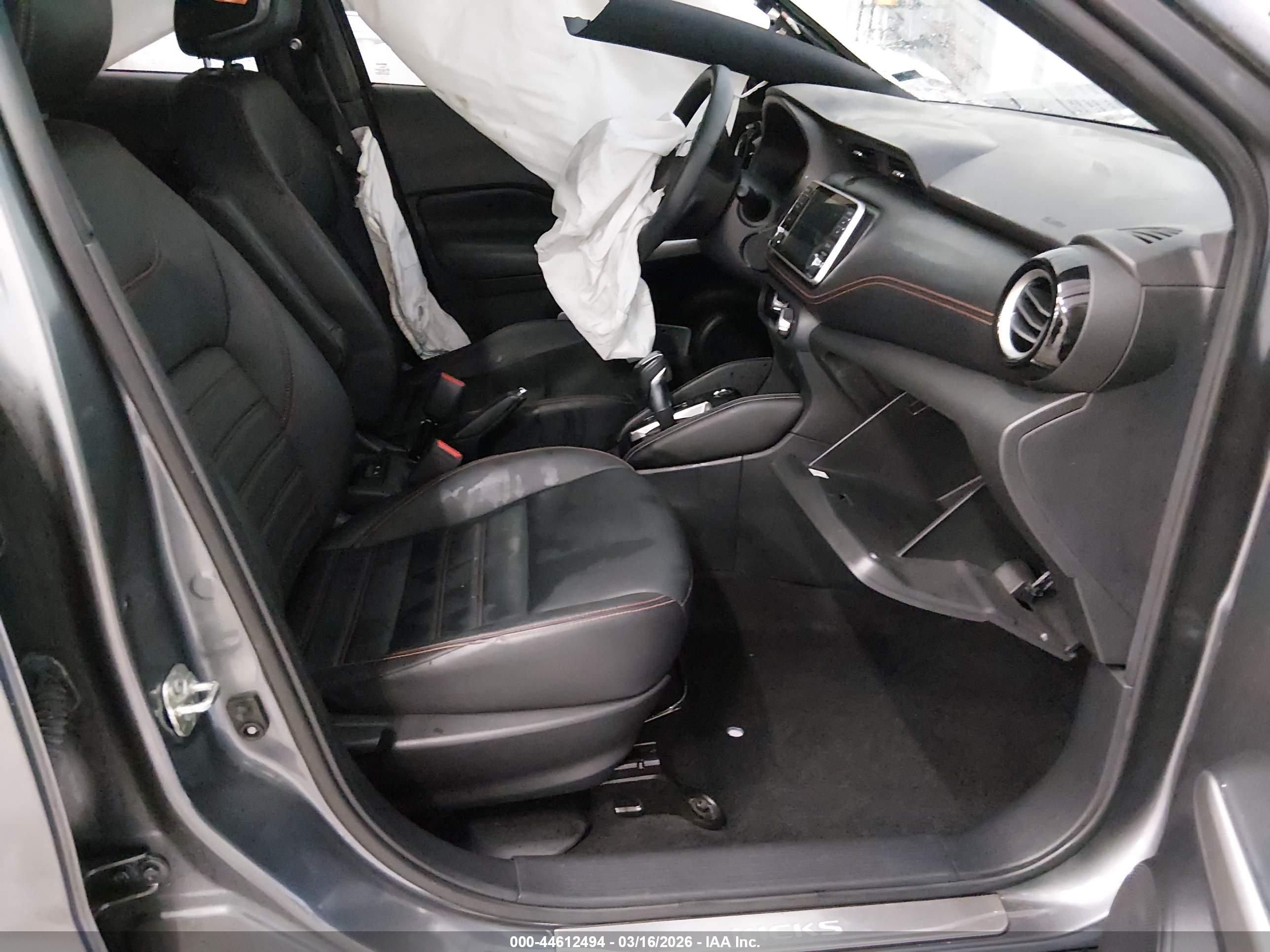 NISSAN KICKS image 5